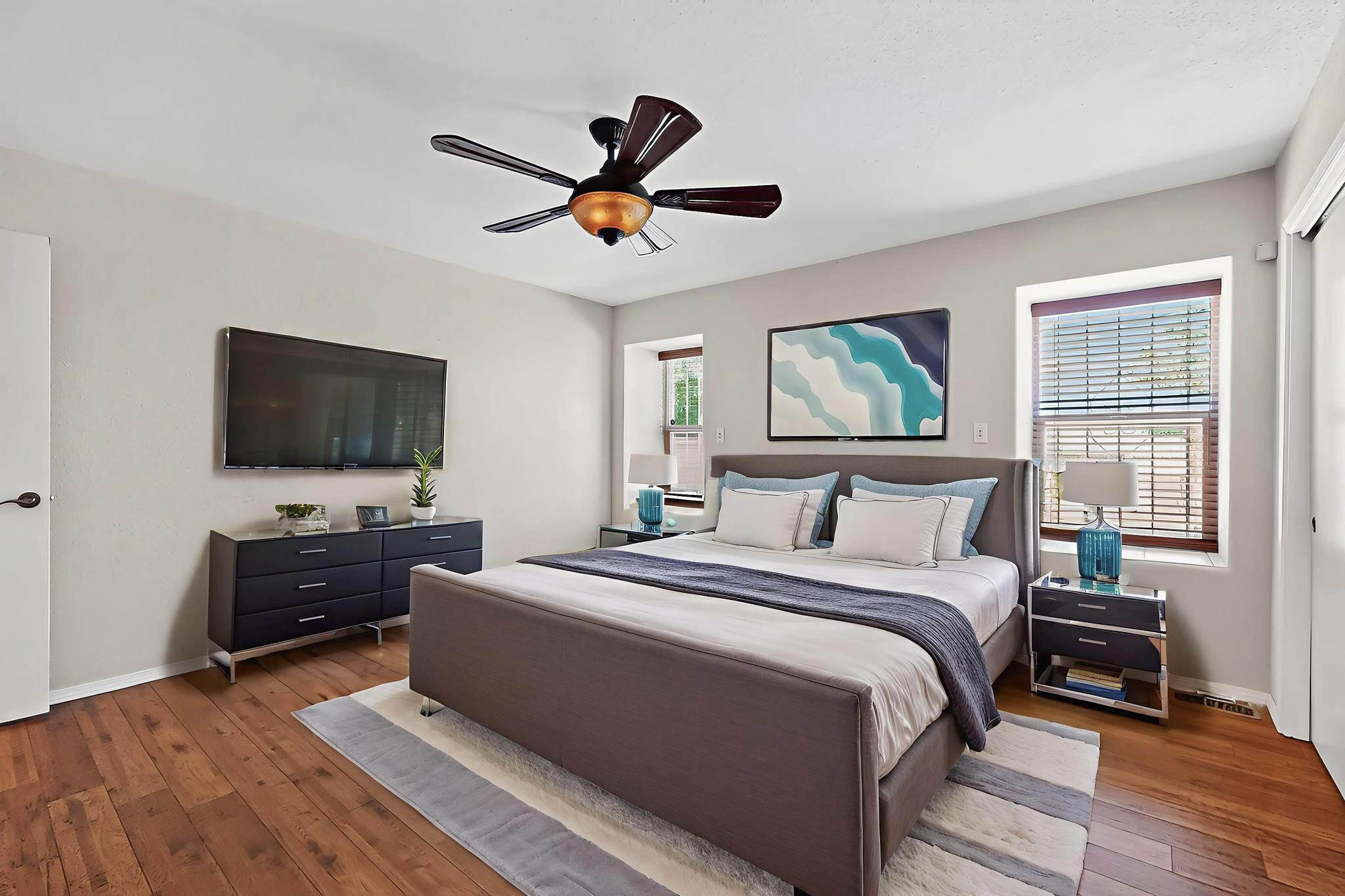 4201 WHISPERWOOD Place NE