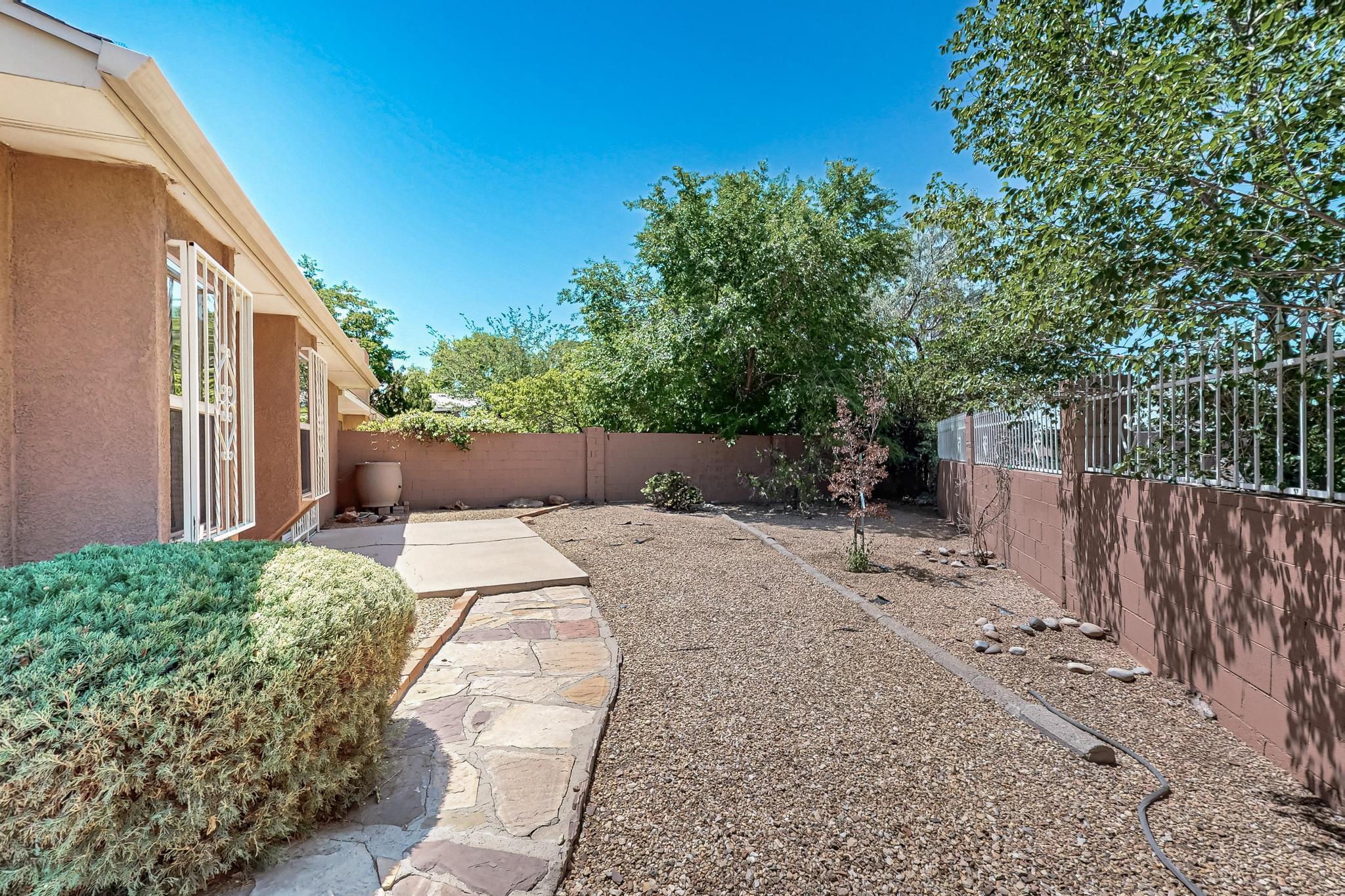 4201 WHISPERWOOD Place NE