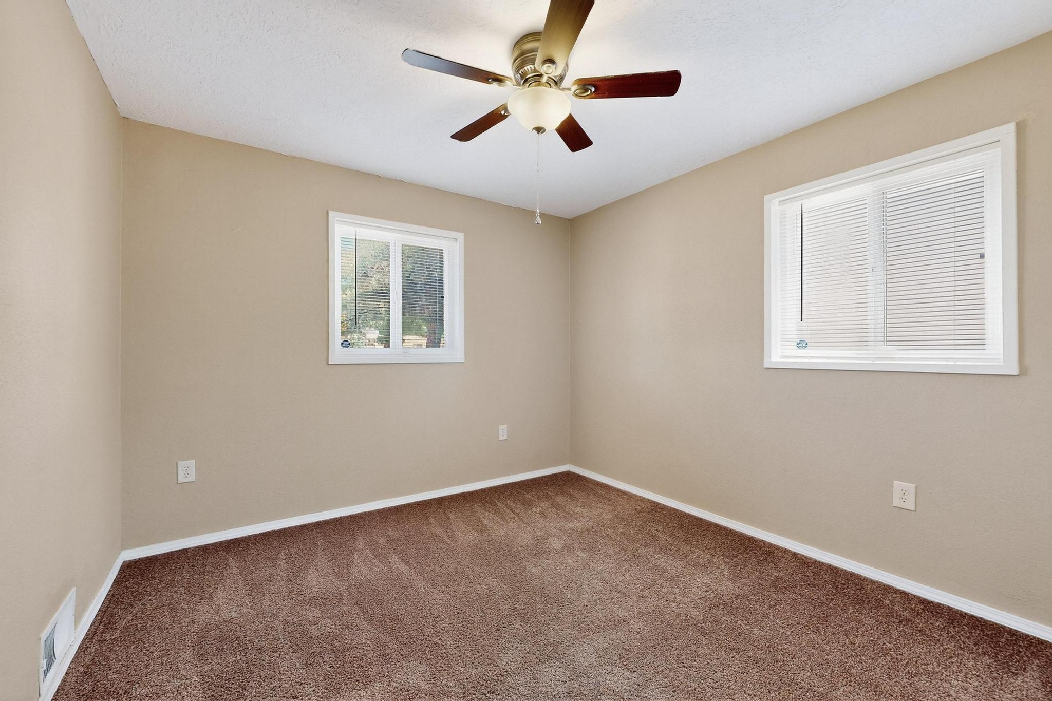 6312 ZIMMERMAN Avenue NE