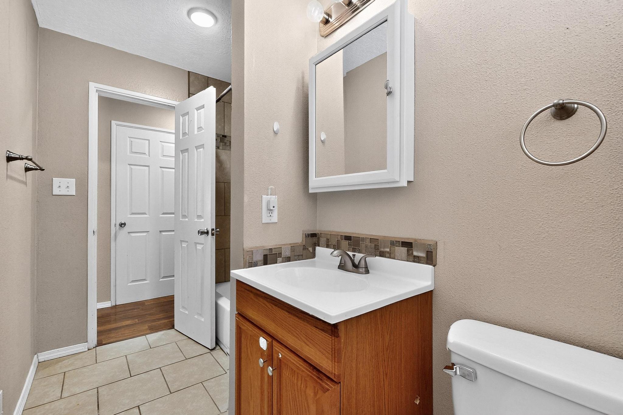 6312 ZIMMERMAN Avenue NE