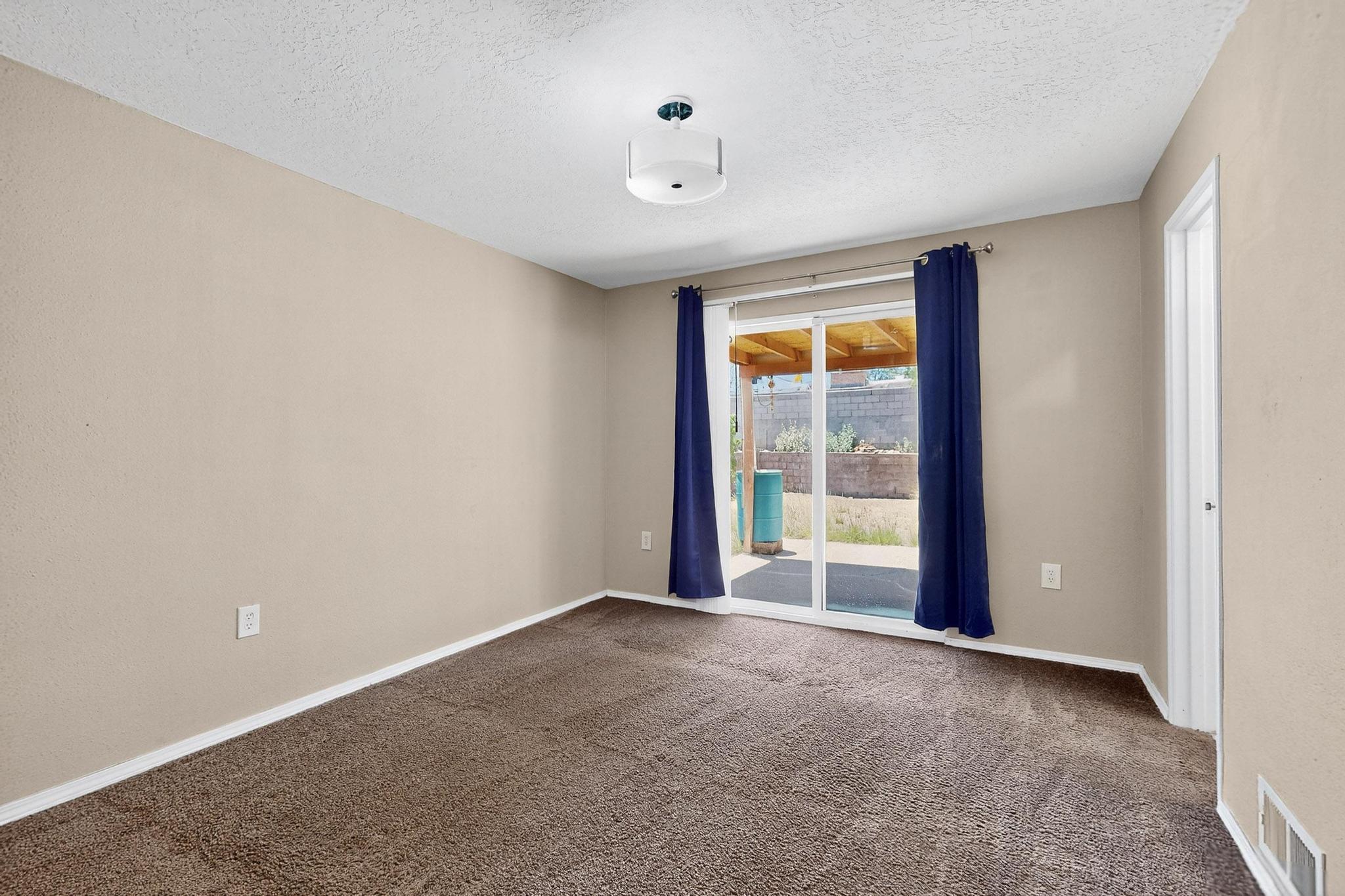 6312 ZIMMERMAN Avenue NE