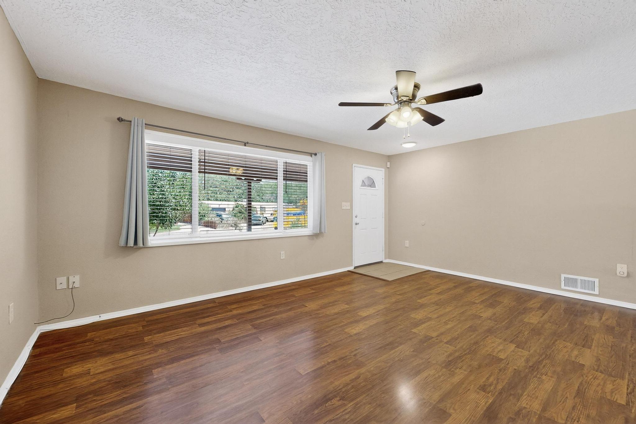 6312 ZIMMERMAN Avenue NE