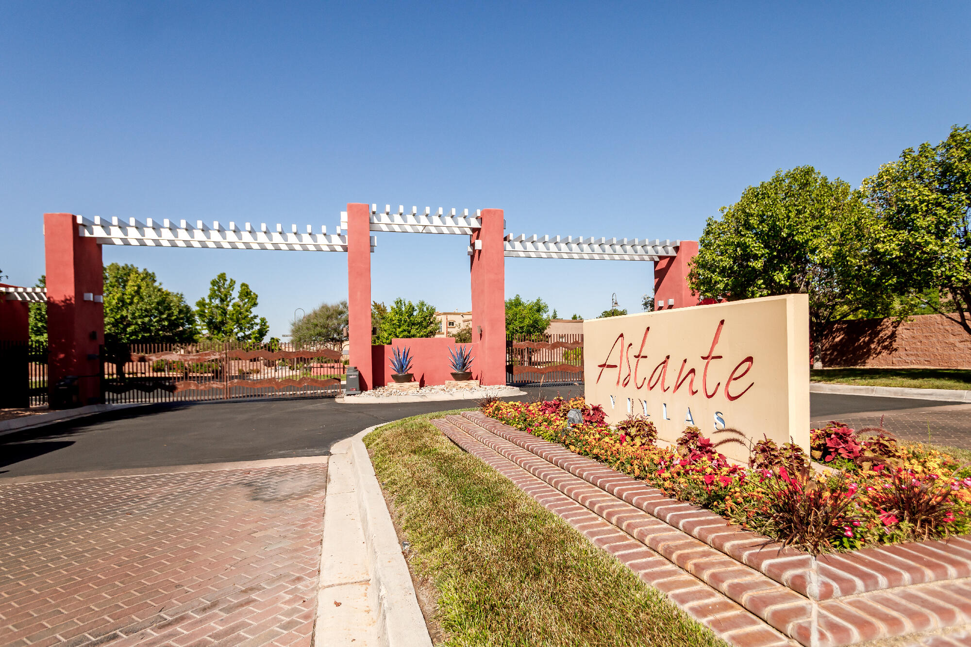 2479 CORVARA Drive SE