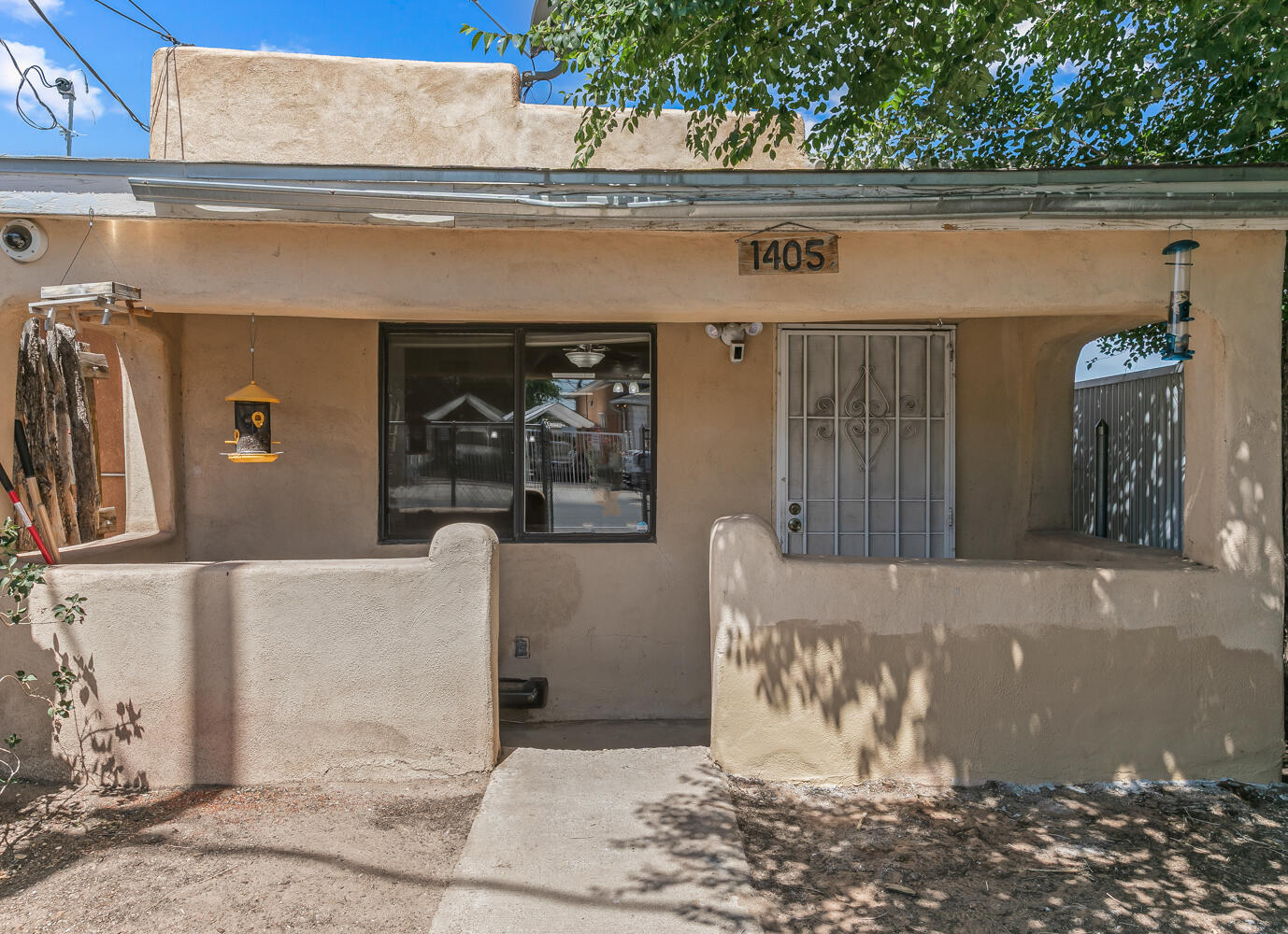 1405 3RD Street SW