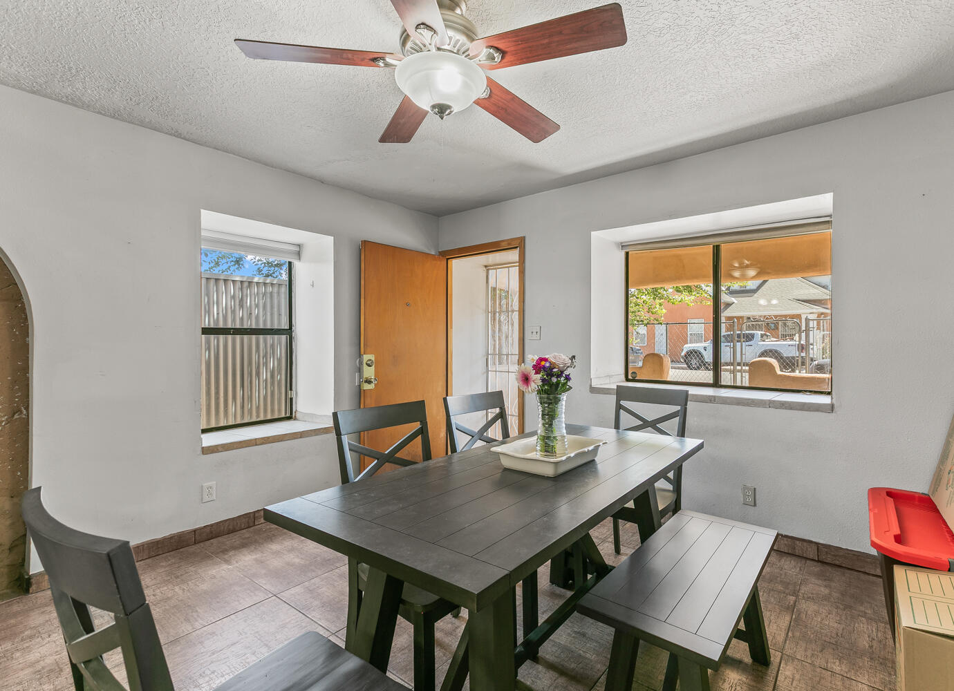 1405 3RD Street SW
