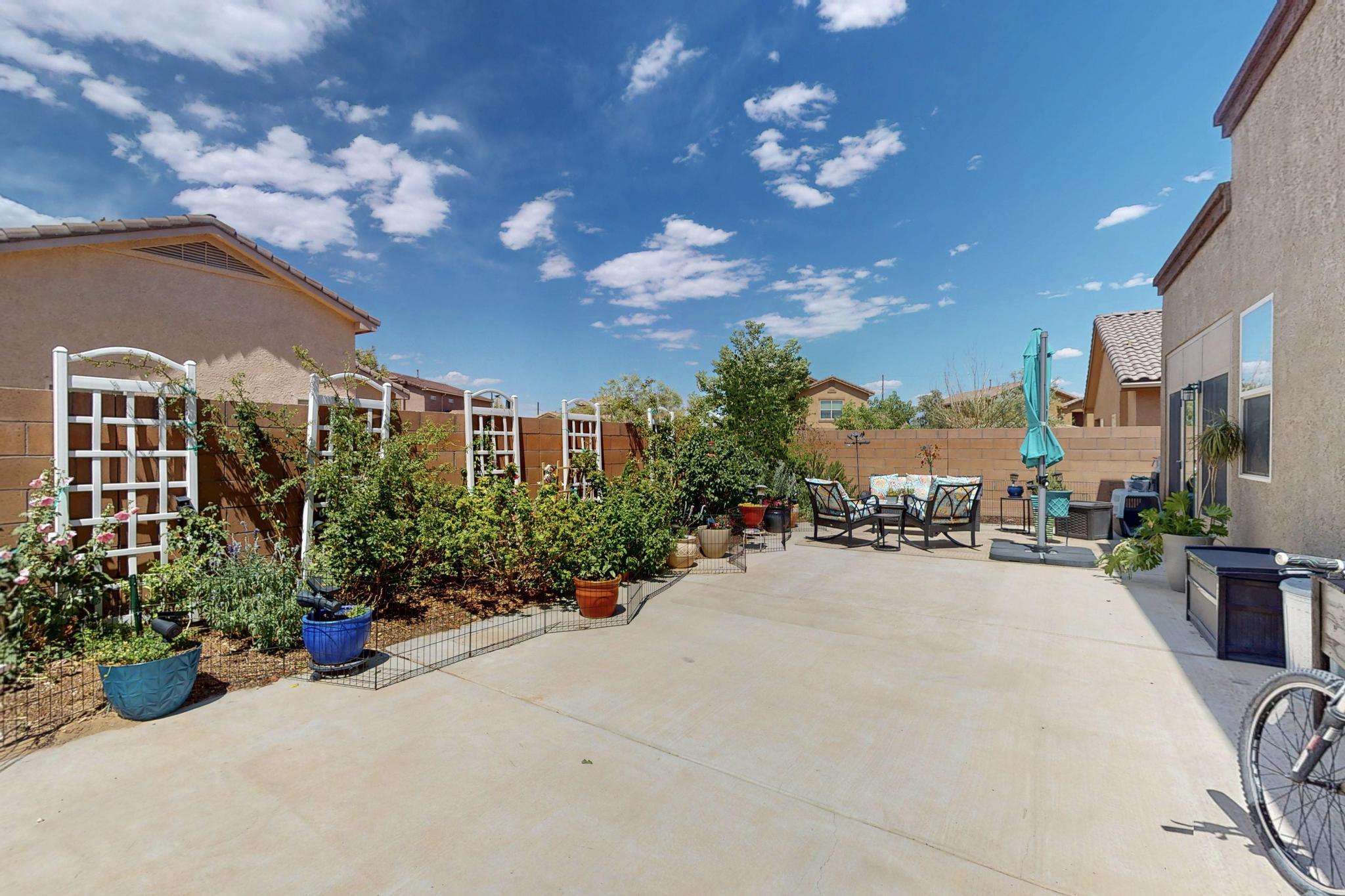 8215 MOCK HEATHER Road NW