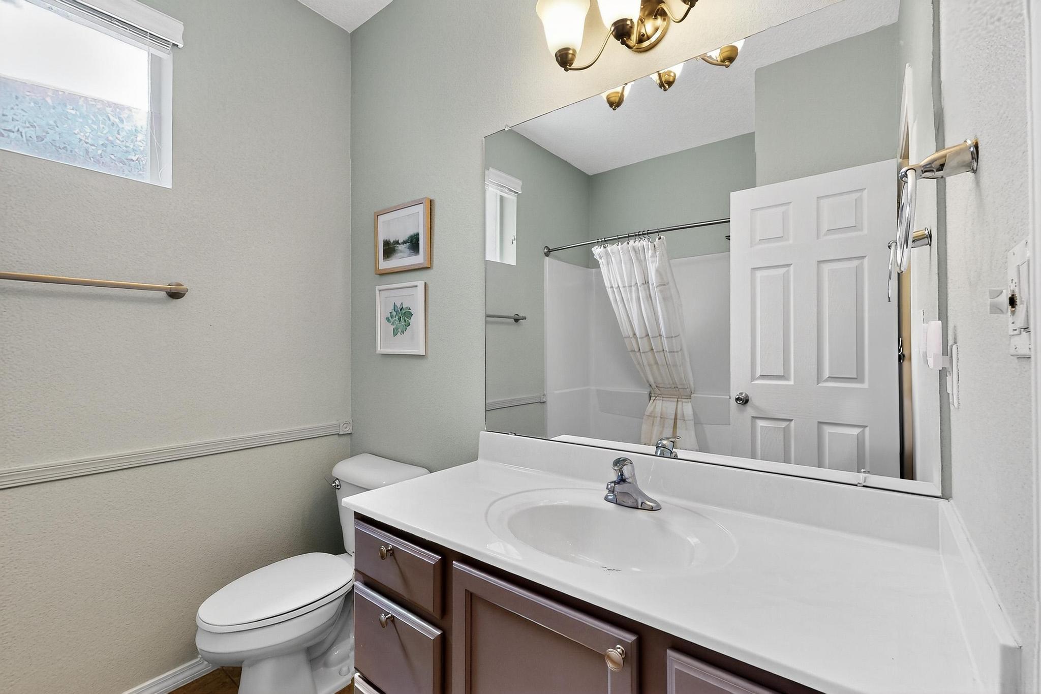 8215 MOCK HEATHER Road NW