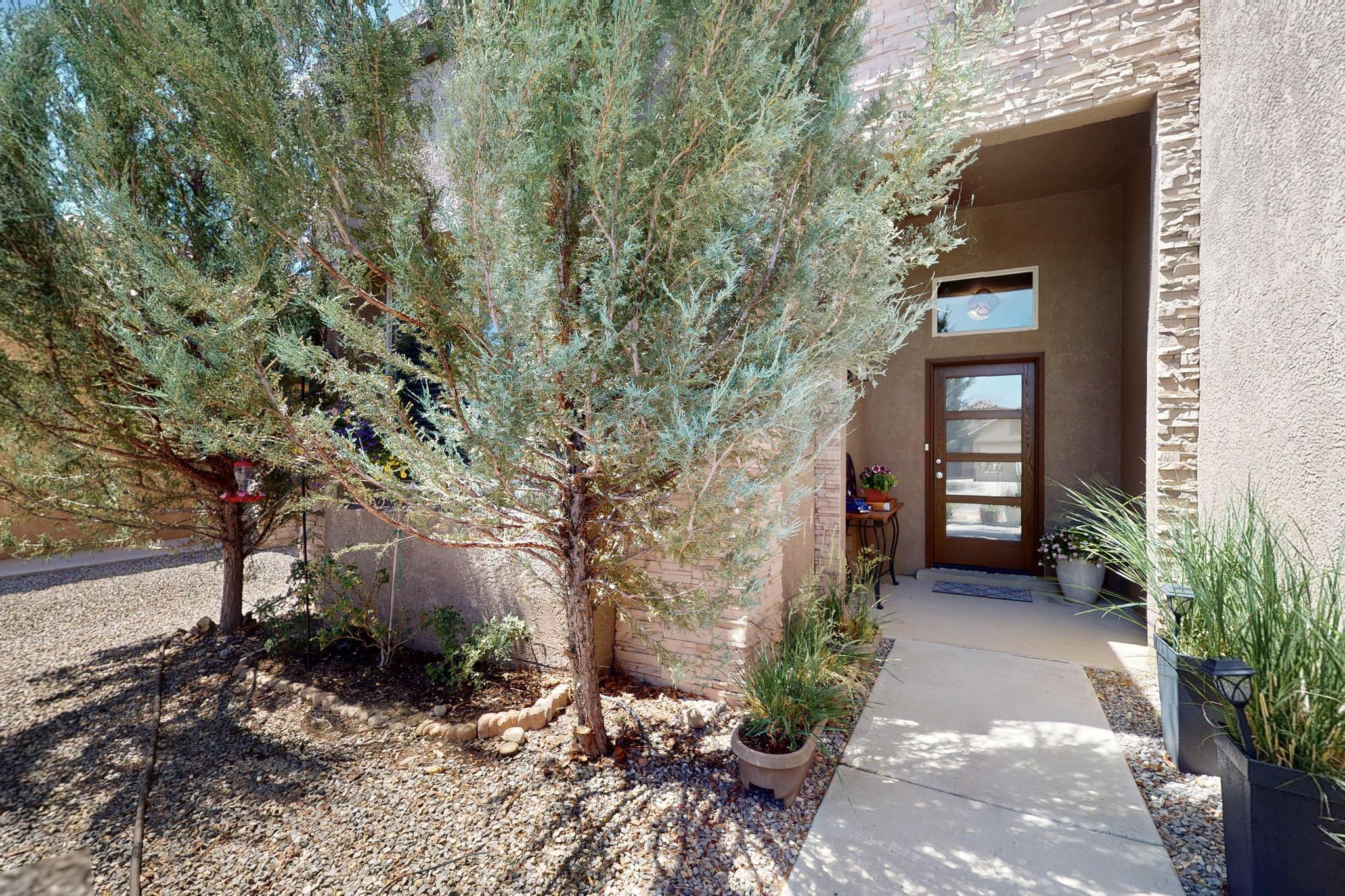 8215 MOCK HEATHER Road NW