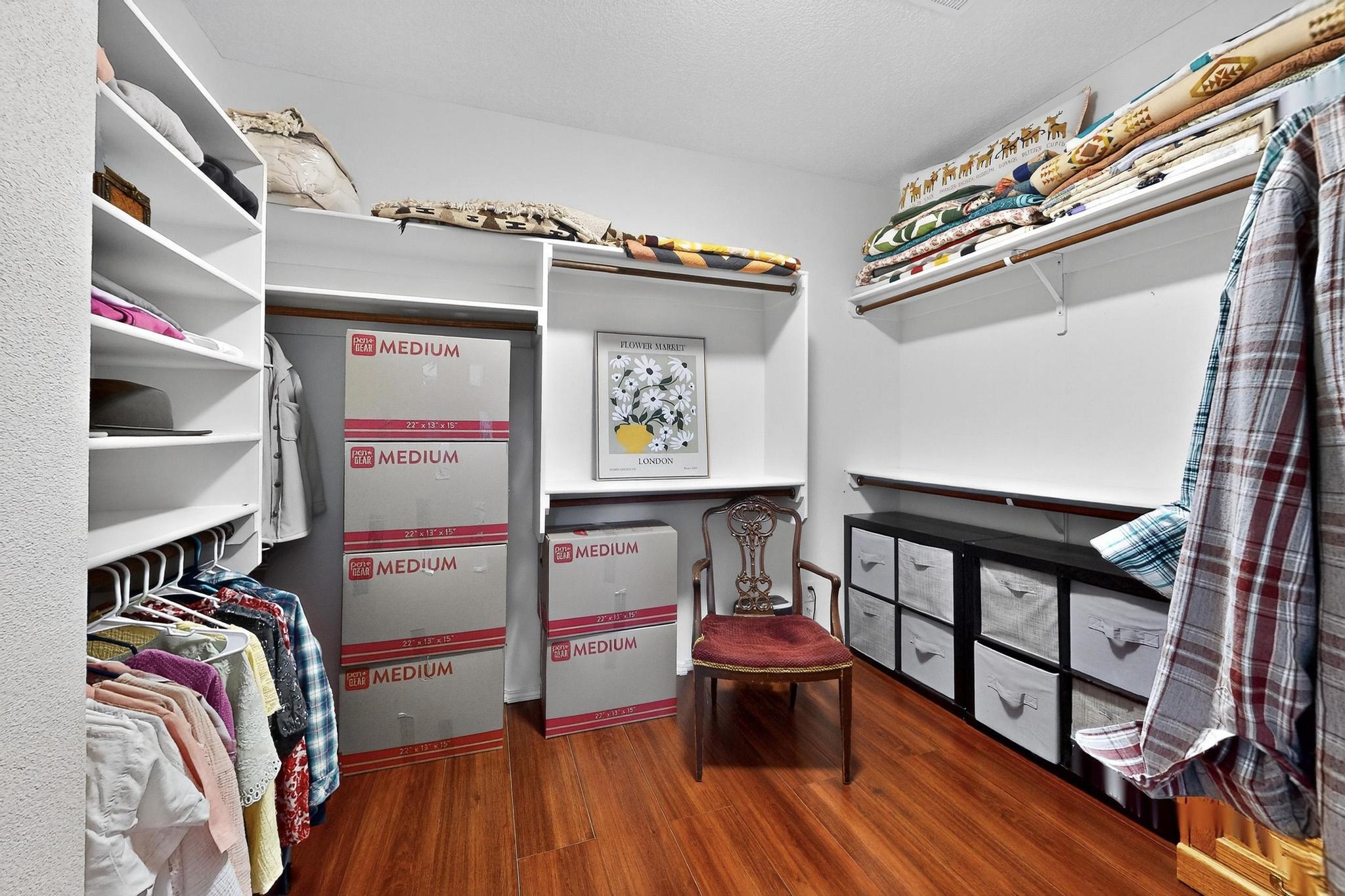 8215 MOCK HEATHER Road NW