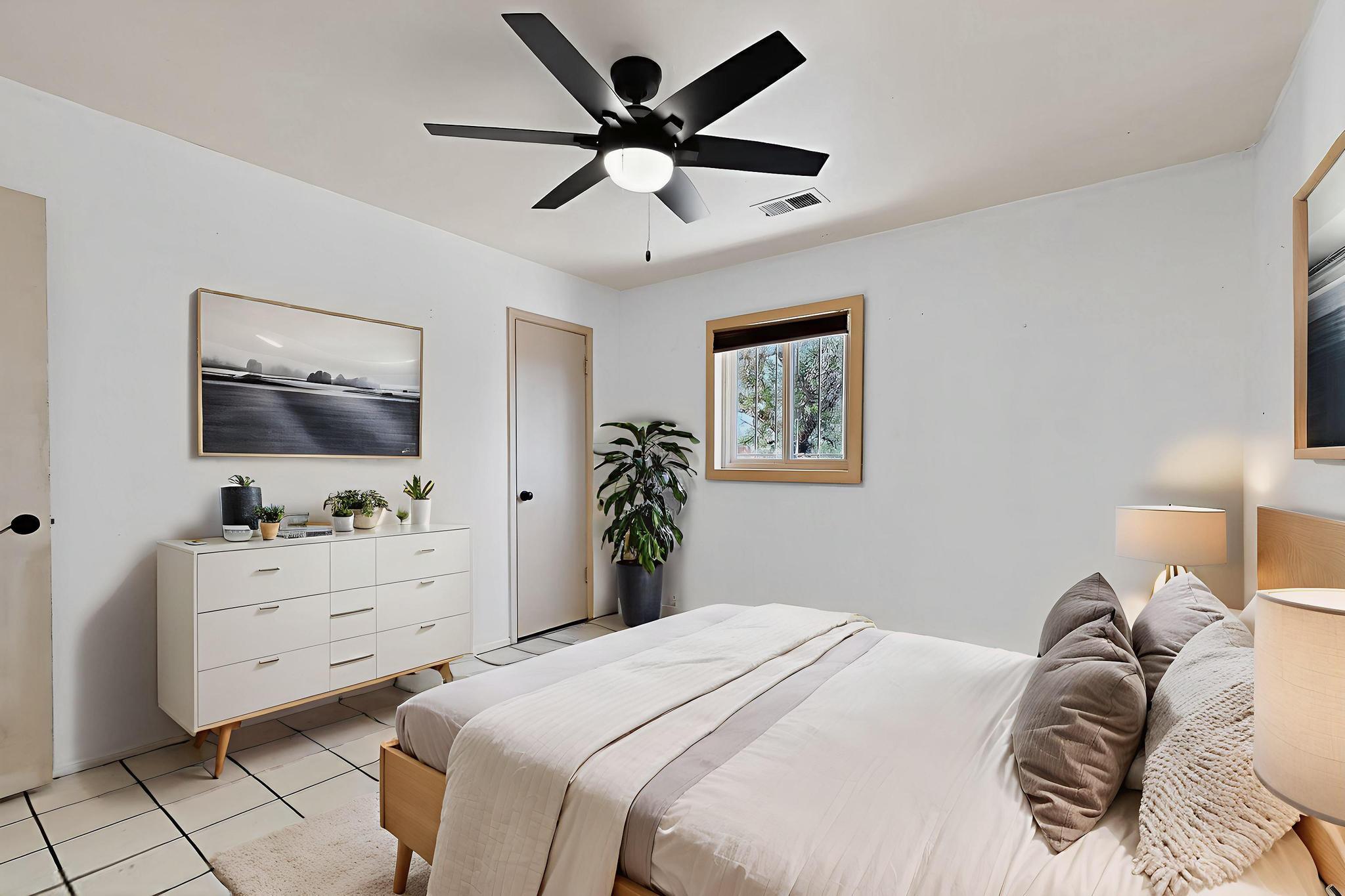 1531 Hendola Drive NE