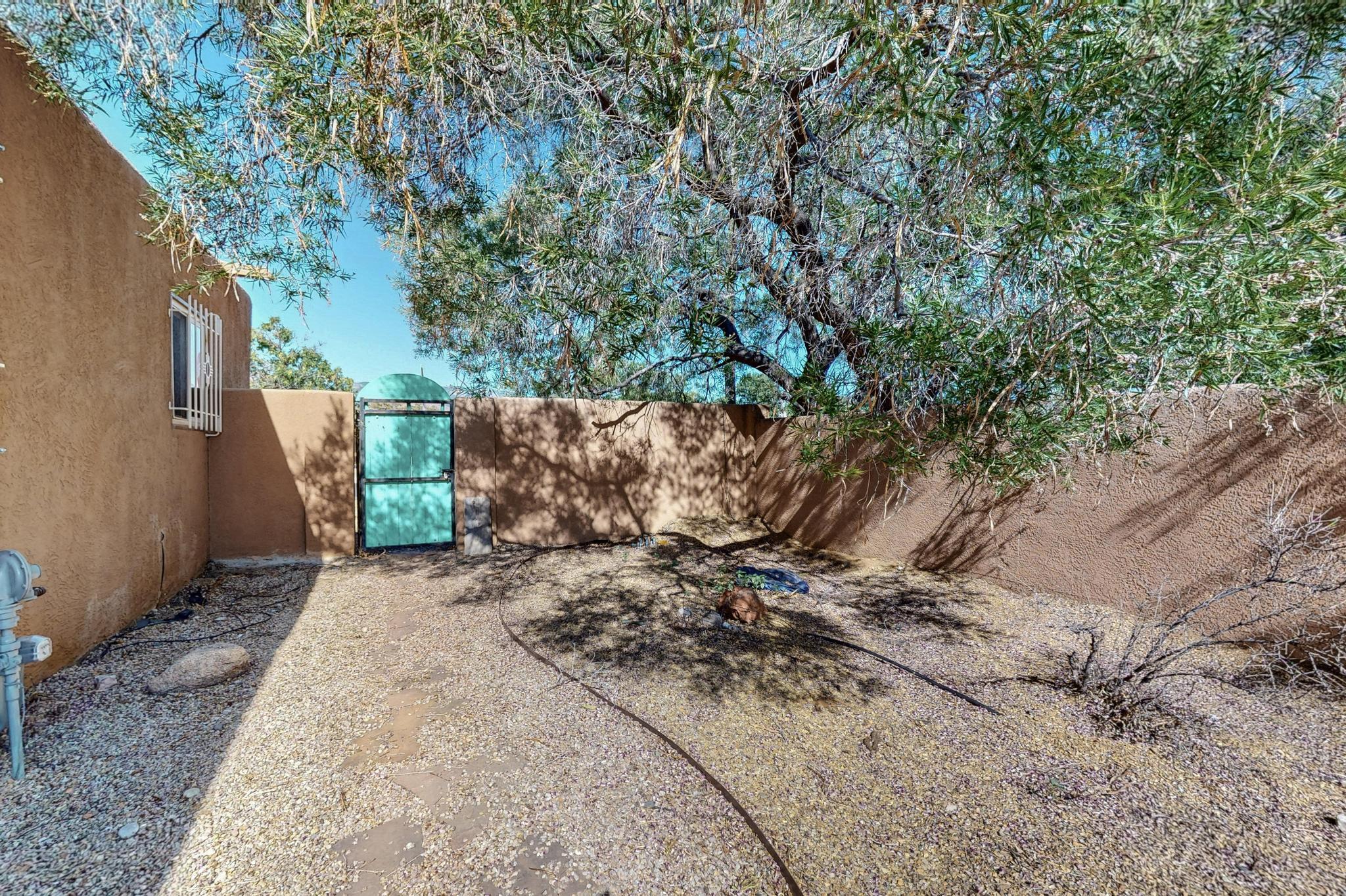 1531 Hendola Drive NE