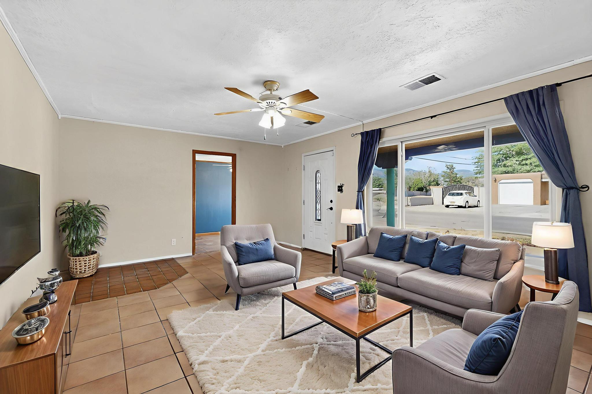 1531 Hendola Drive NE