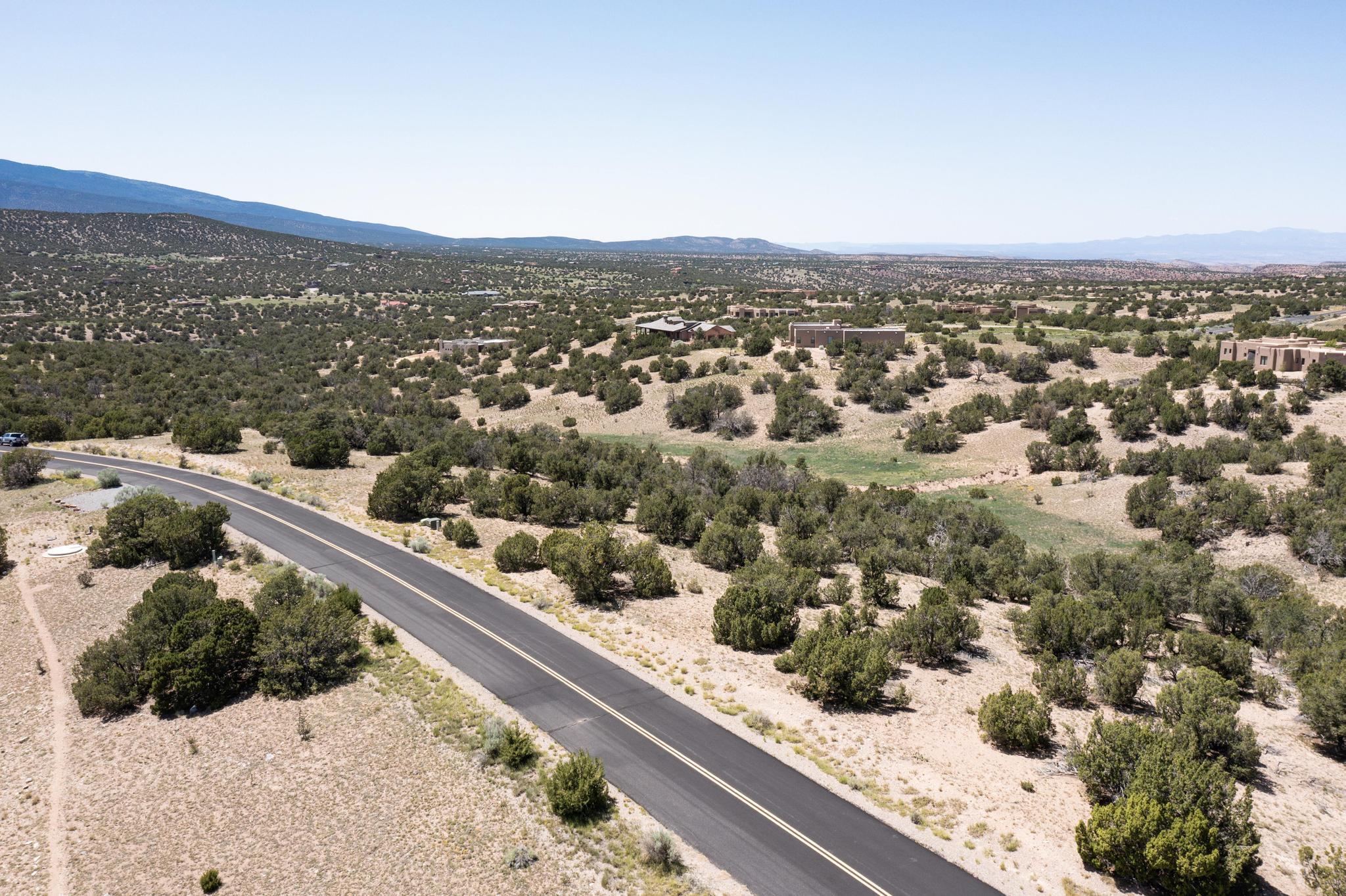 Lot: 24 Stagecoach TR