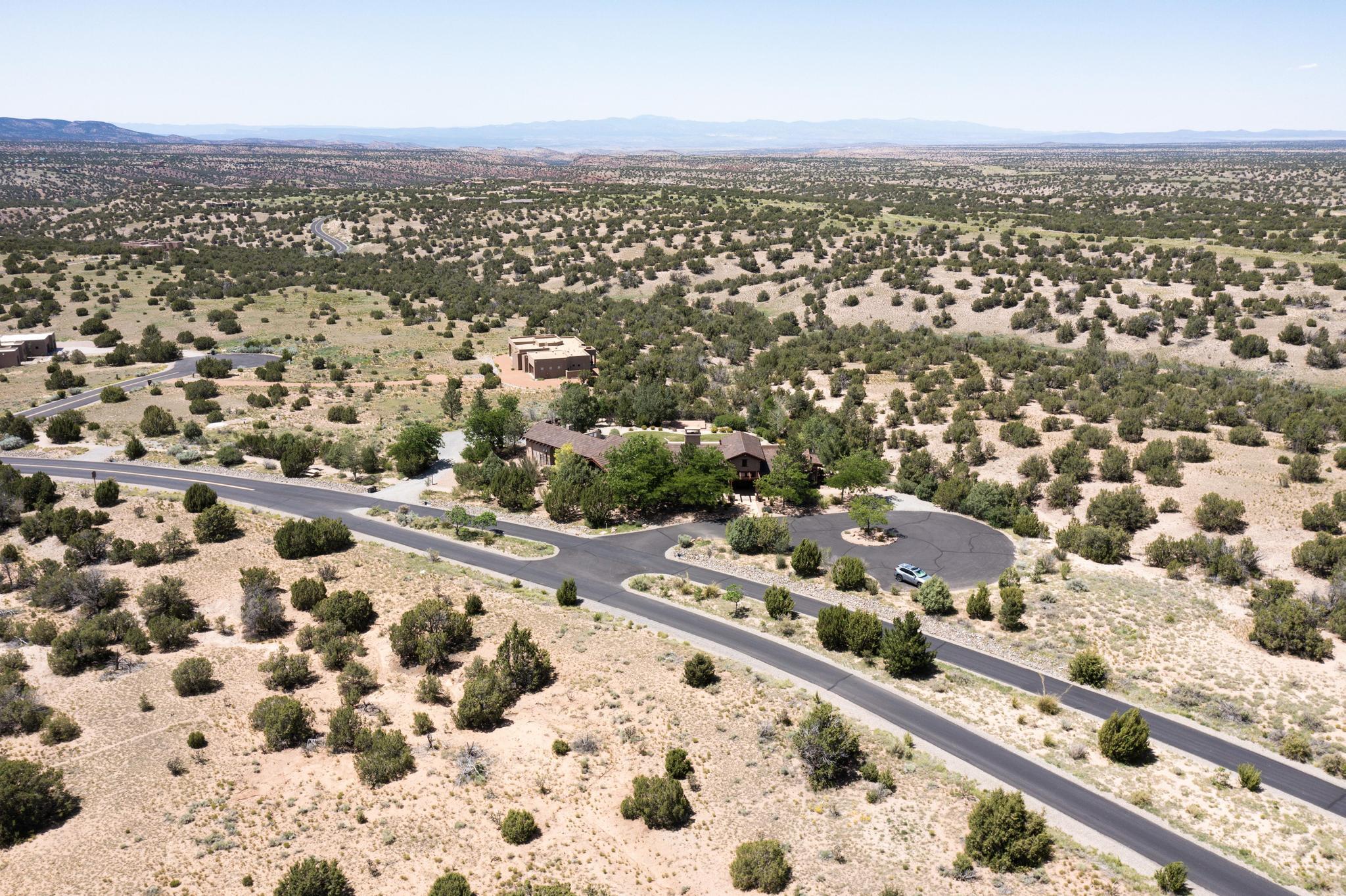 Lot: 24 Stagecoach TR