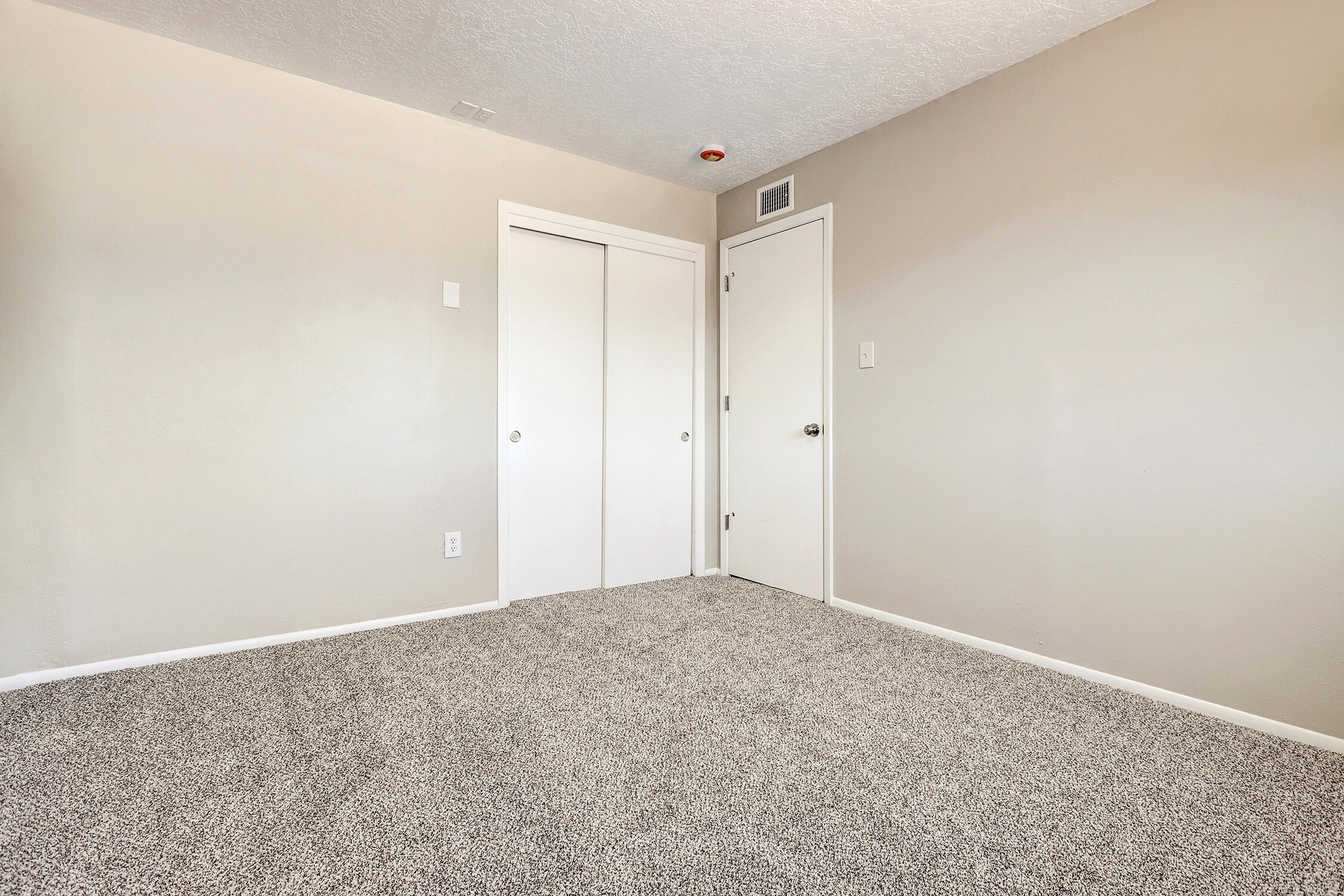 5711 Bohemio Court SW