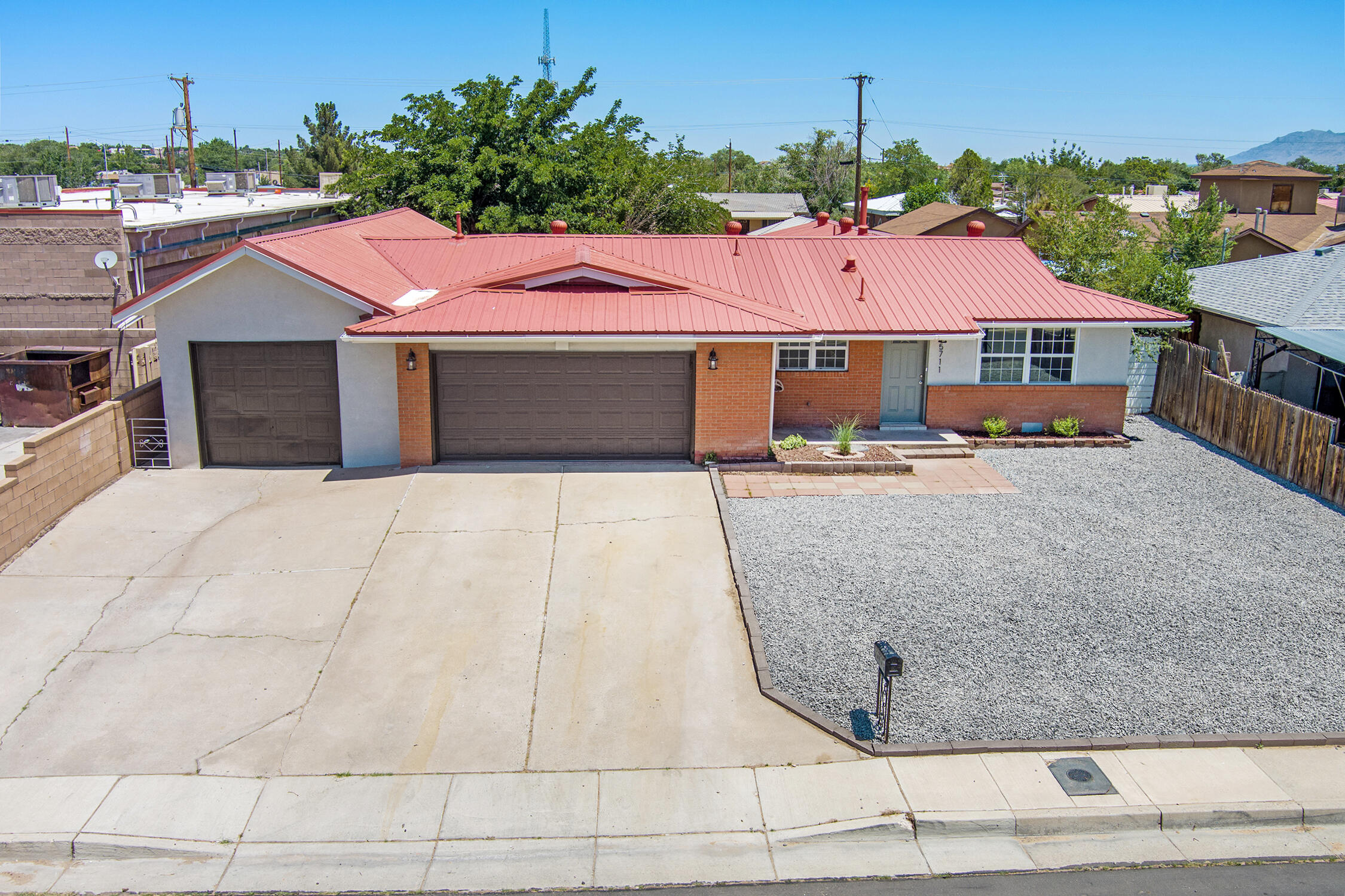 5711 Bohemio Court SW