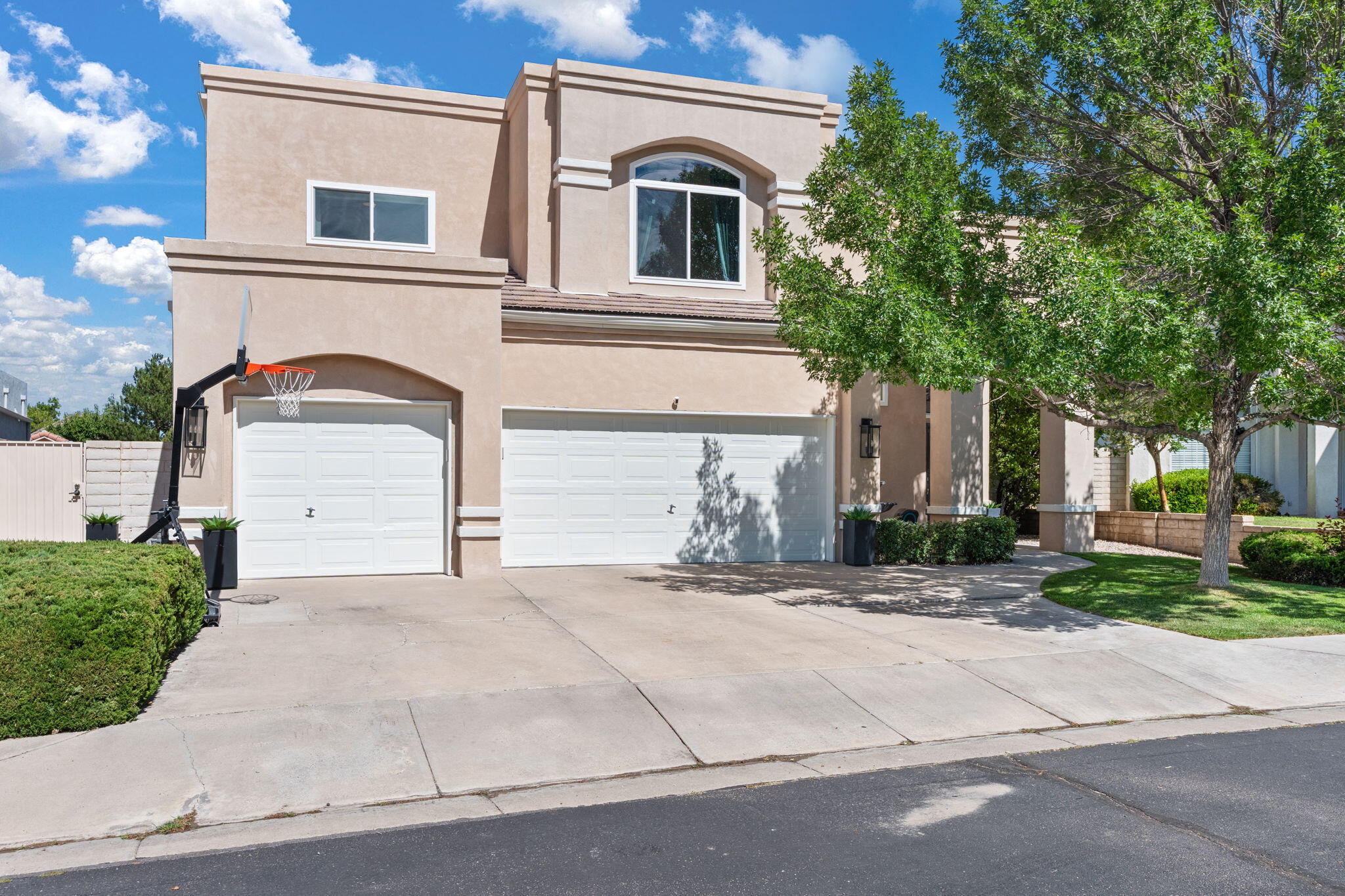 11405 PINE TOP Lane NE