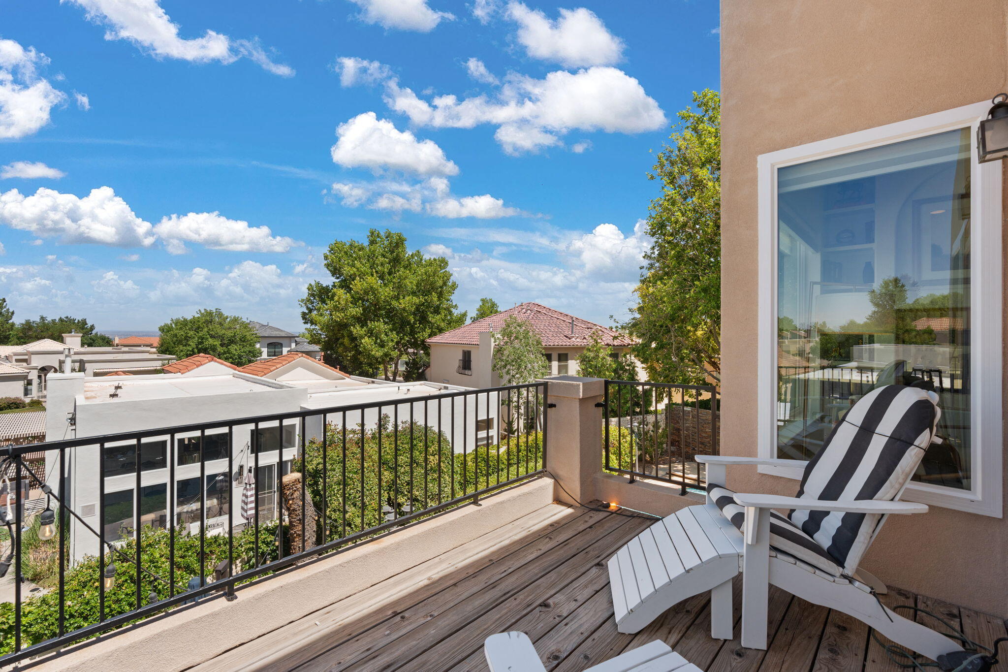 11405 PINE TOP Lane NE