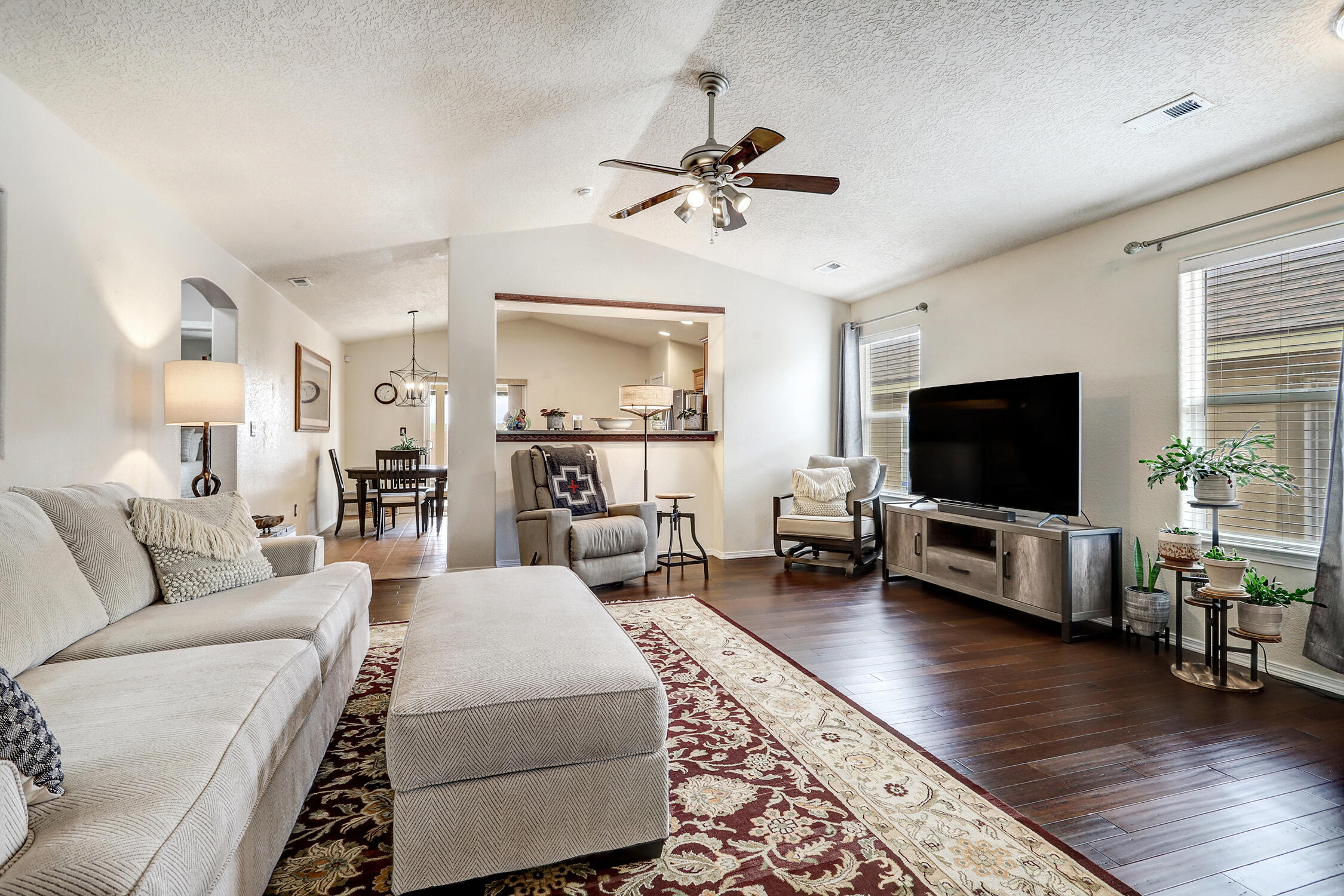 9701 MOGOLLON Drive NW