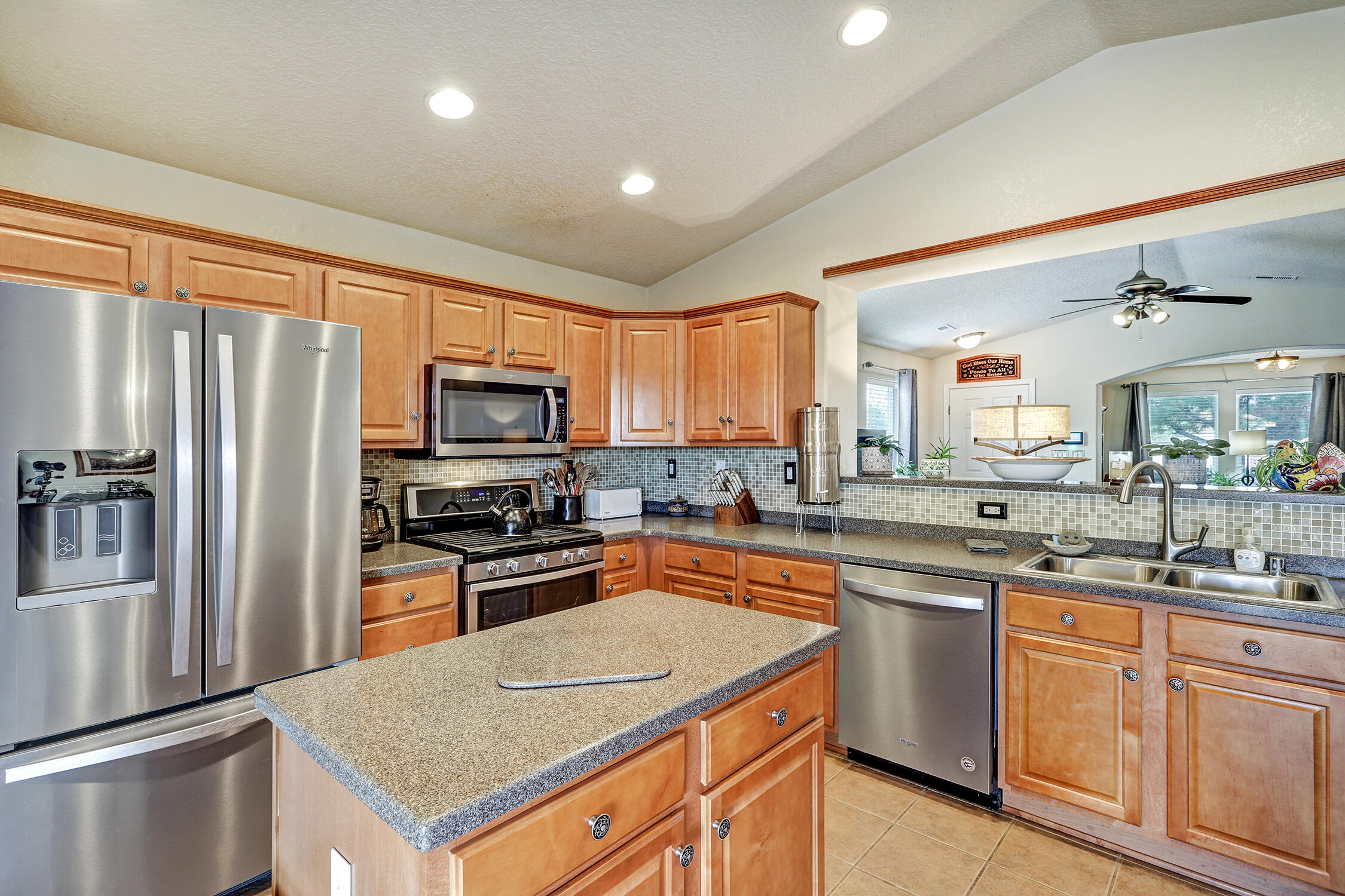 9701 MOGOLLON Drive NW