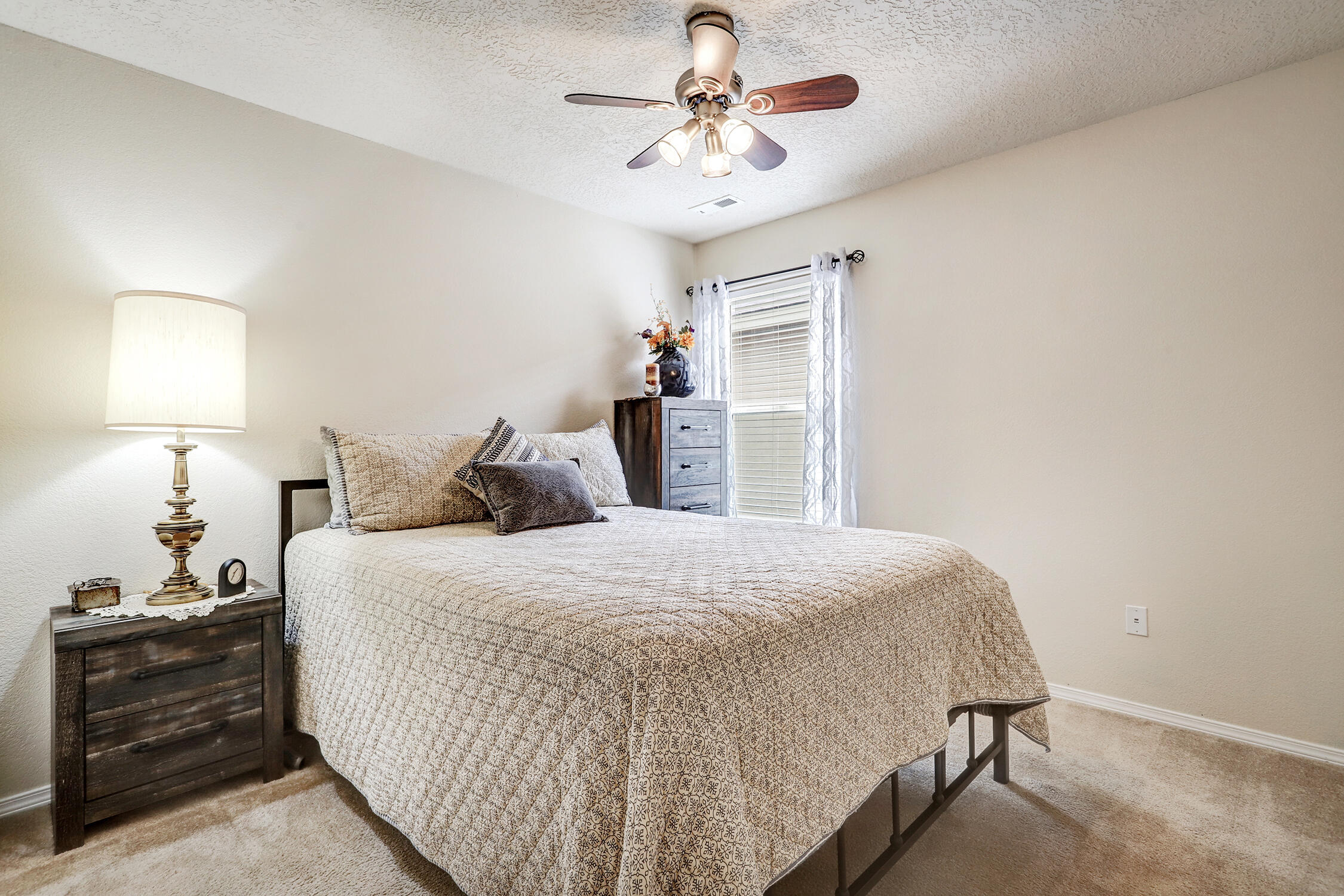 9701 MOGOLLON Drive NW