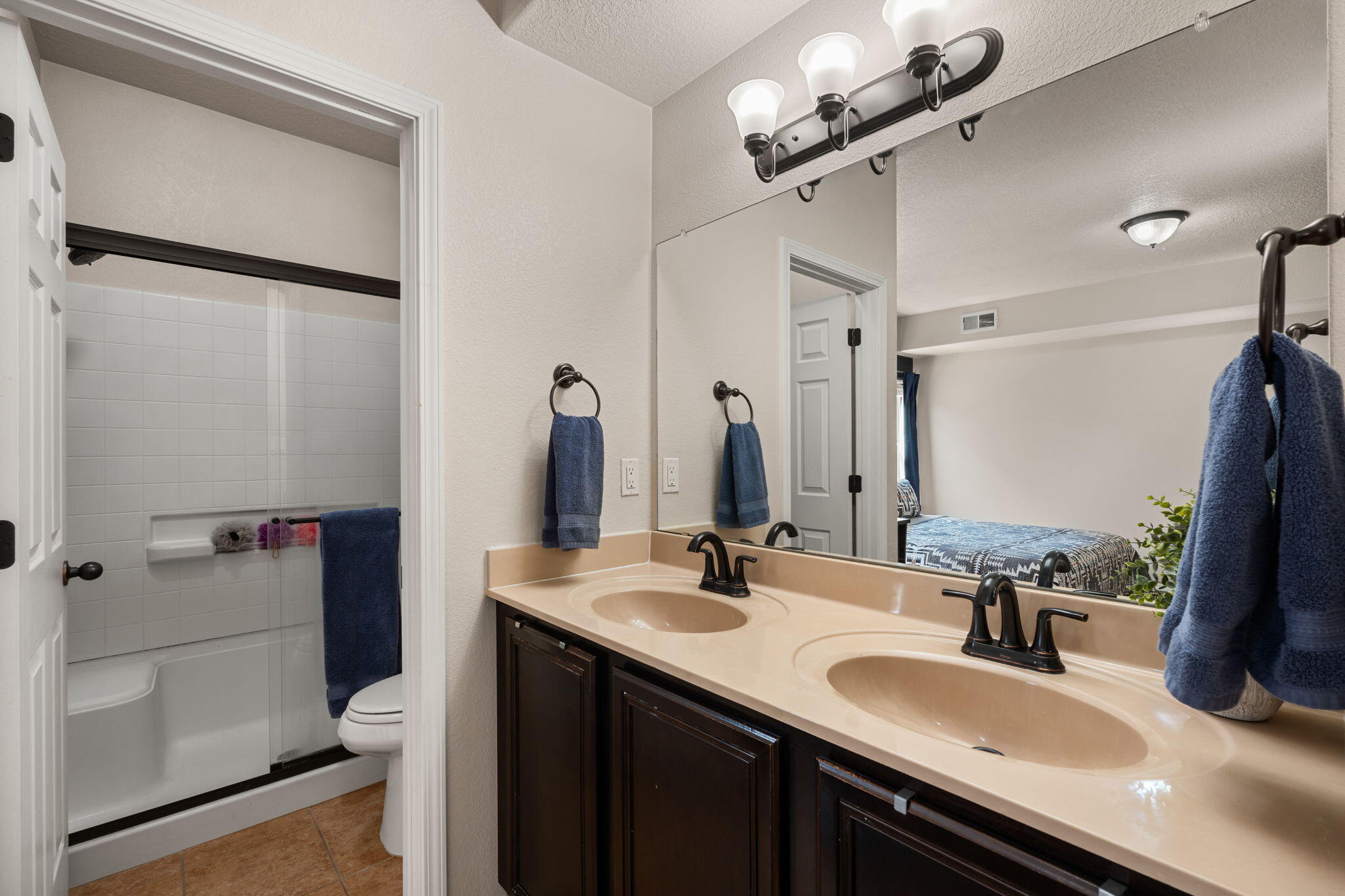 6264 AZALEAS Road NW