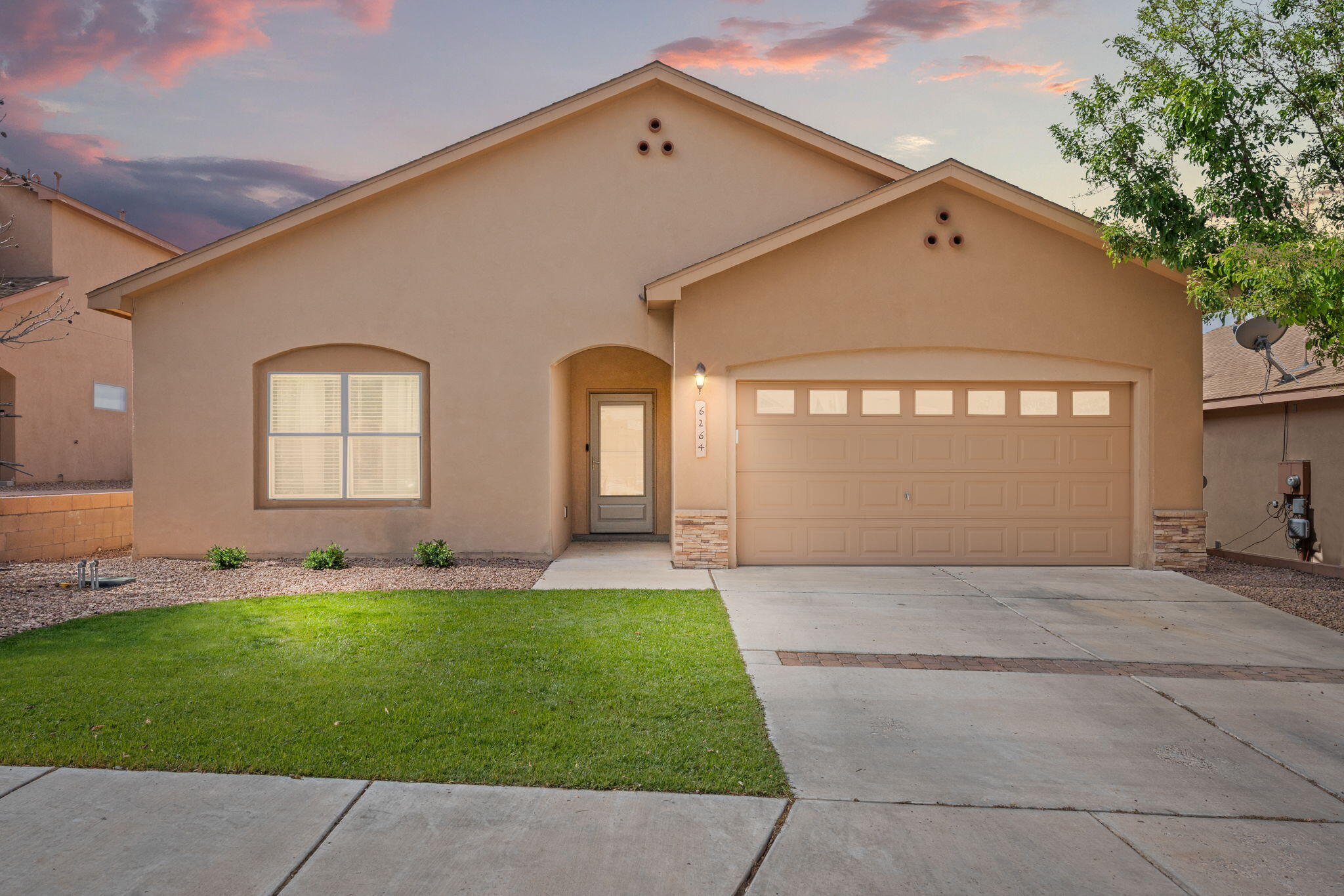 6264 AZALEAS Road NW