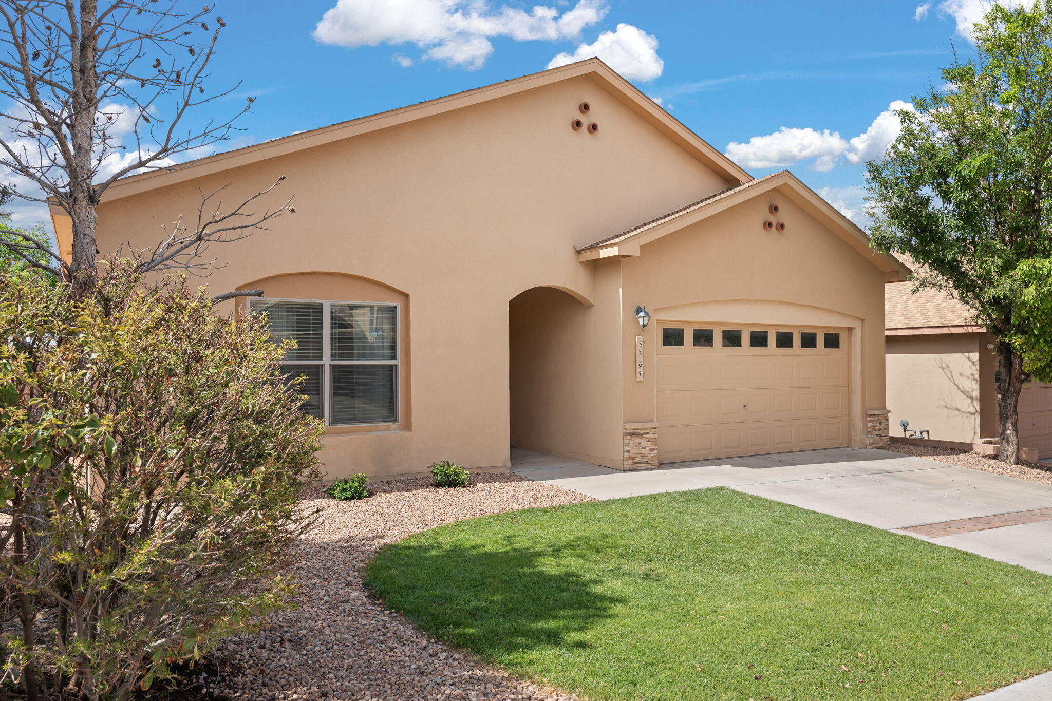 6264 AZALEAS Road NW