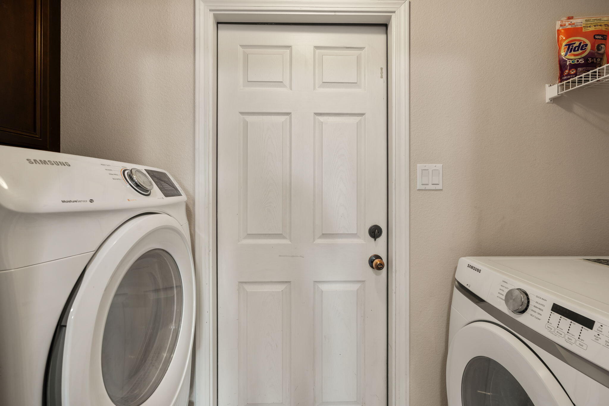 6264 AZALEAS Road NW