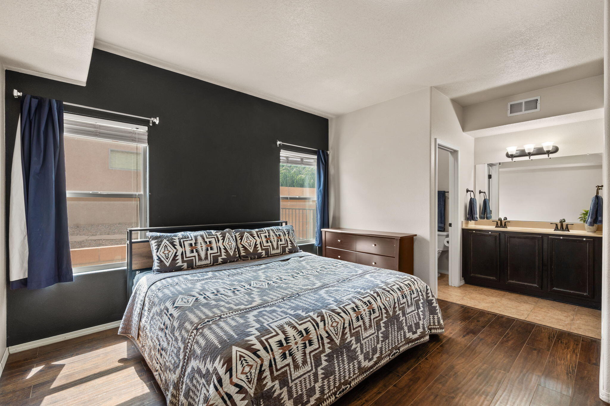 6264 AZALEAS Road NW