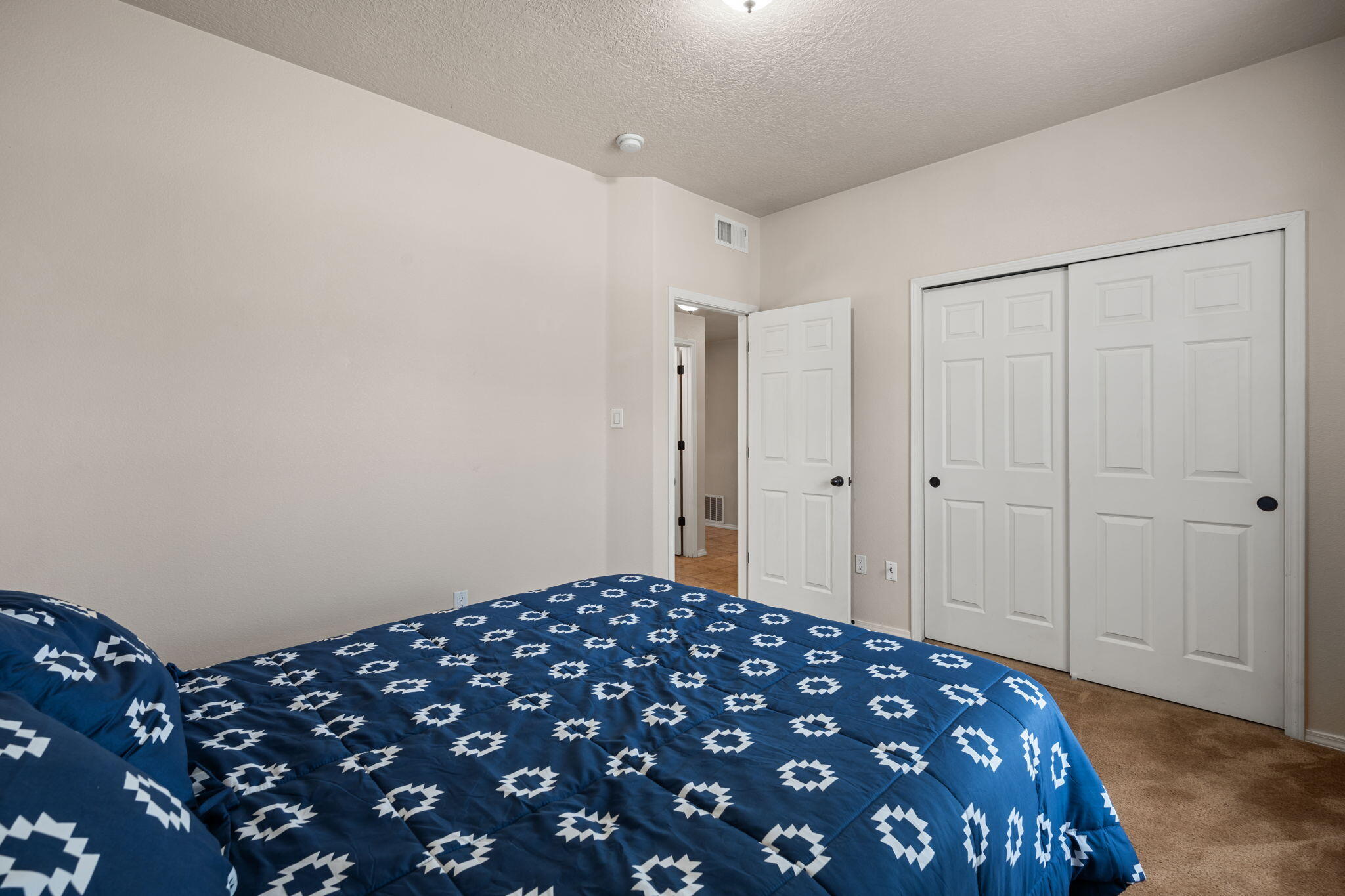 6264 AZALEAS Road NW