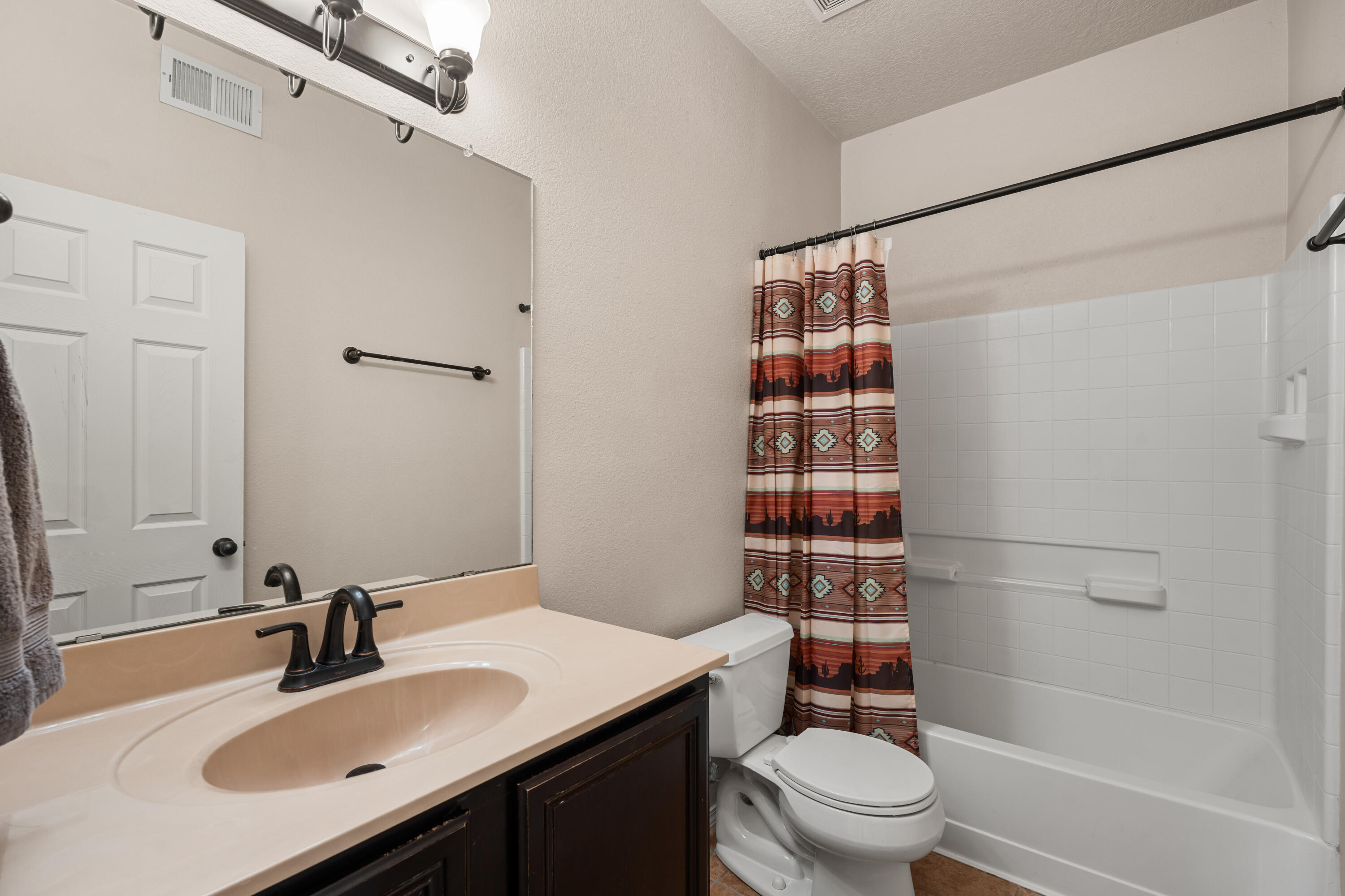 6264 AZALEAS Road NW