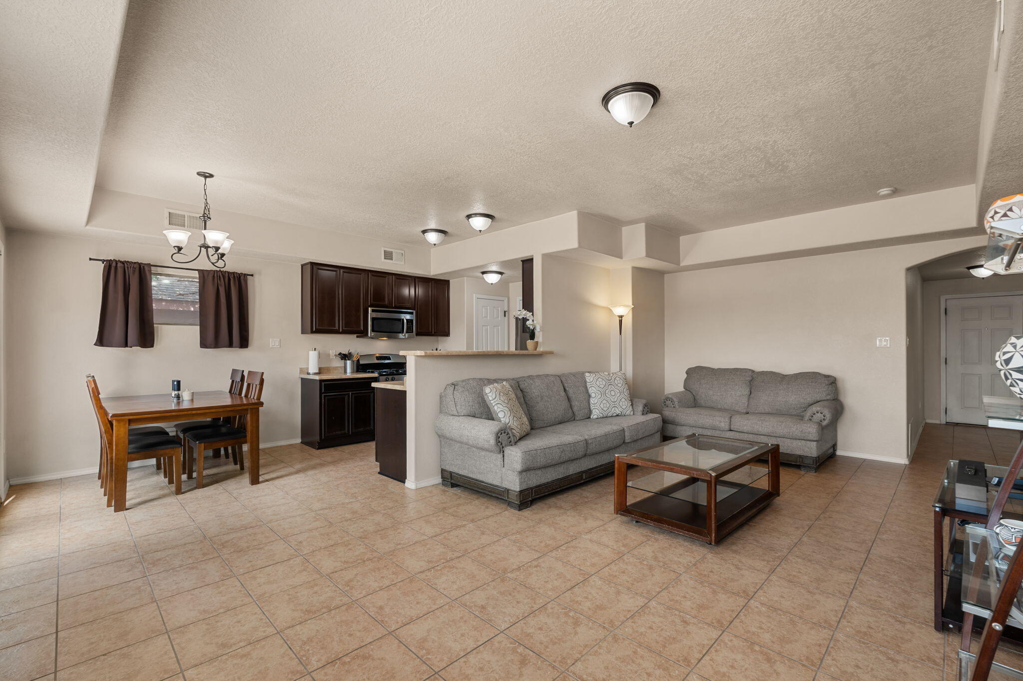 6264 AZALEAS Road NW