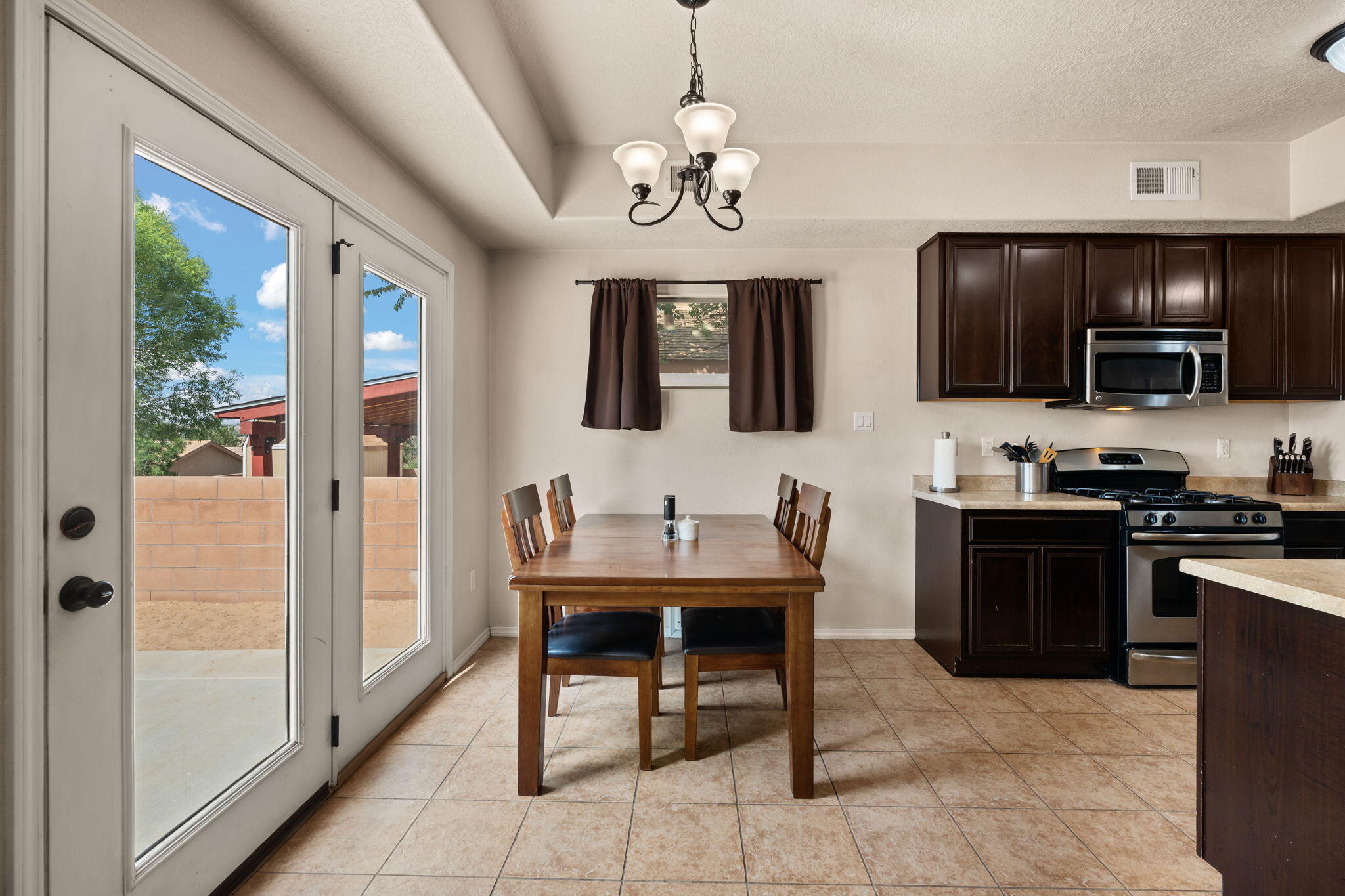 6264 AZALEAS Road NW