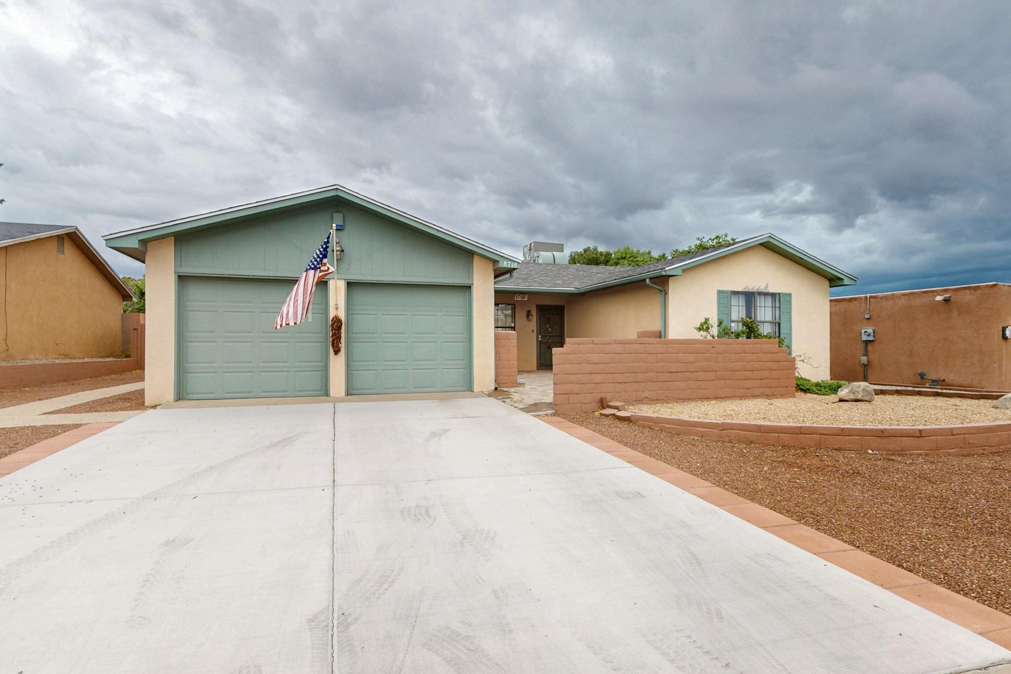 8718 LIBERTY Drive NE