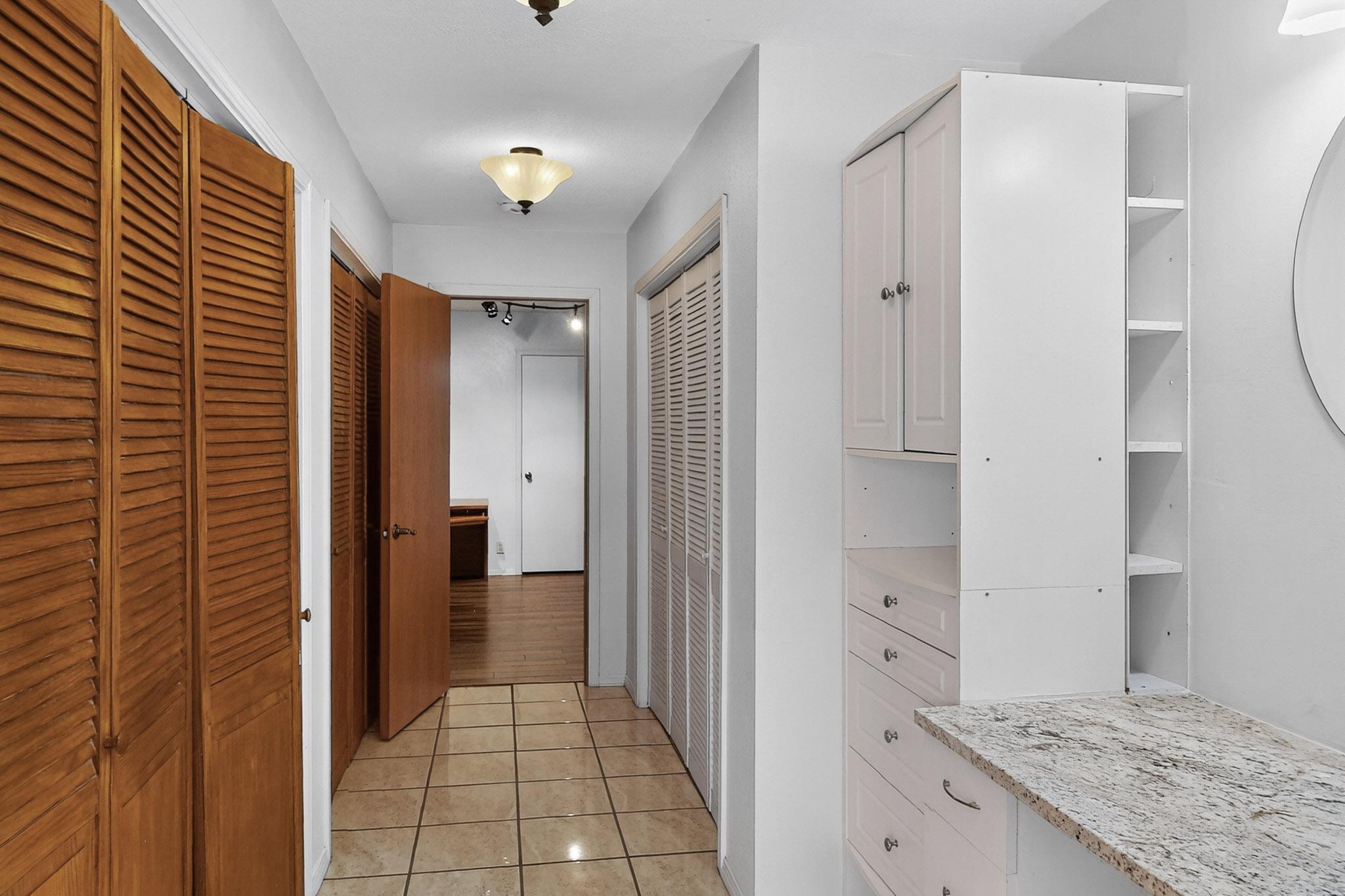 8718 LIBERTY Drive NE