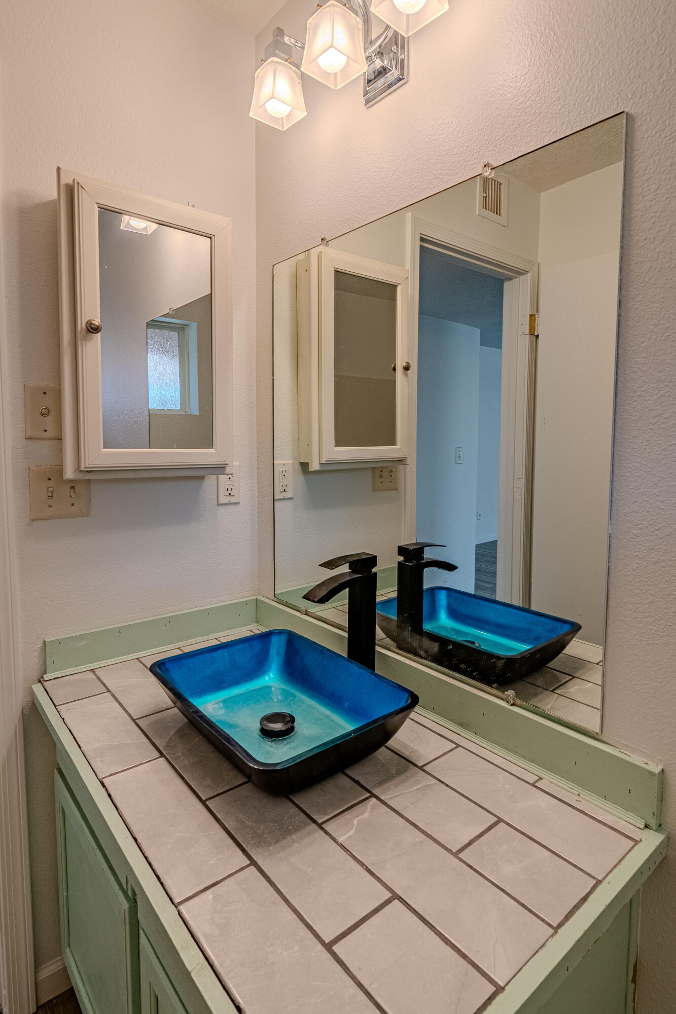 3742 Cattle Drive NE