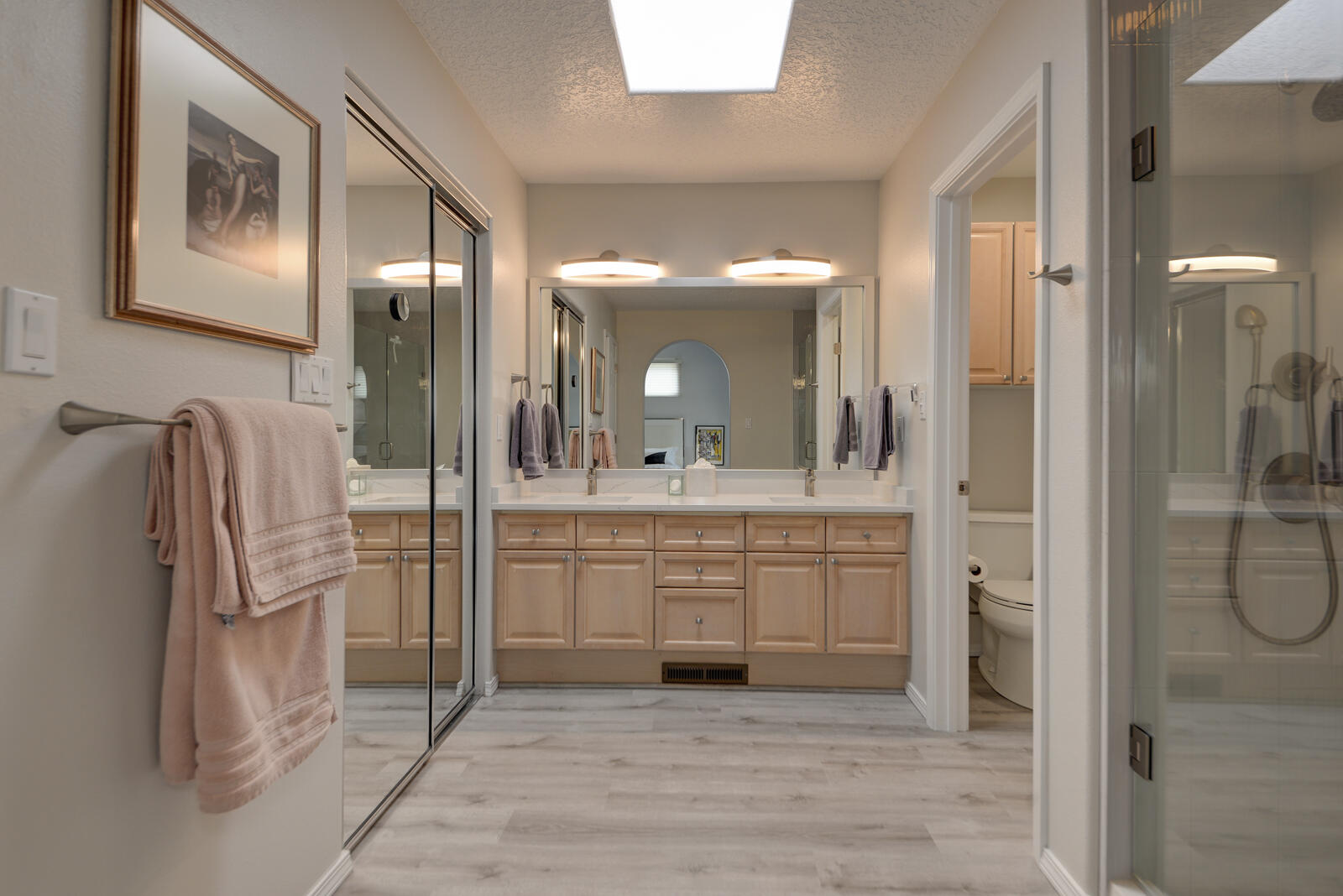 300 LA CHAMISAL Lane NW