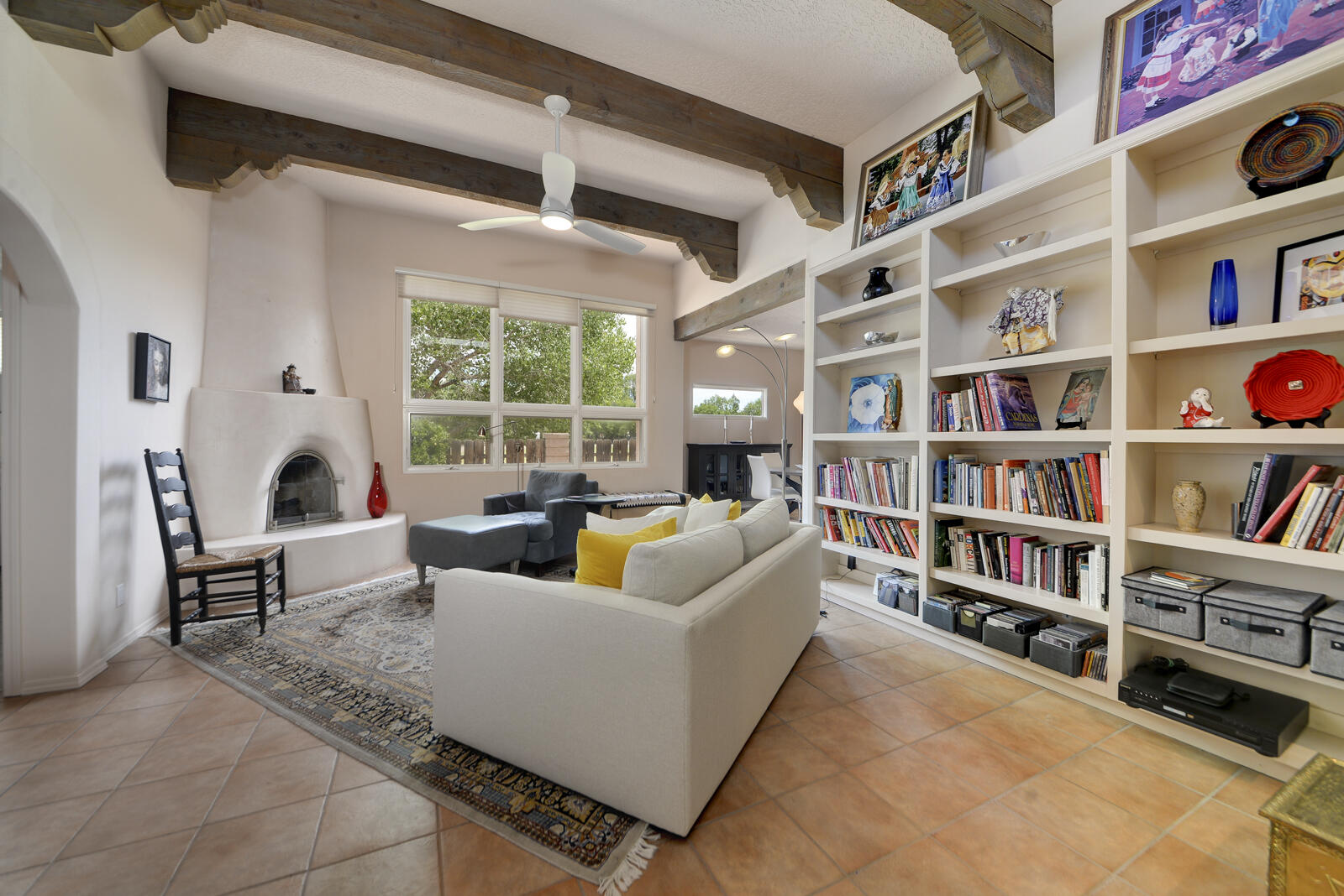 300 LA CHAMISAL Lane NW