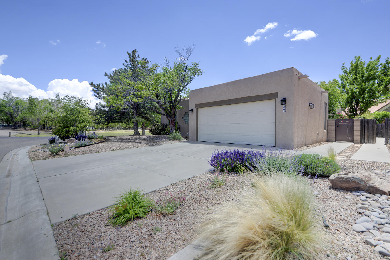 300 LA CHAMISAL Lane NW