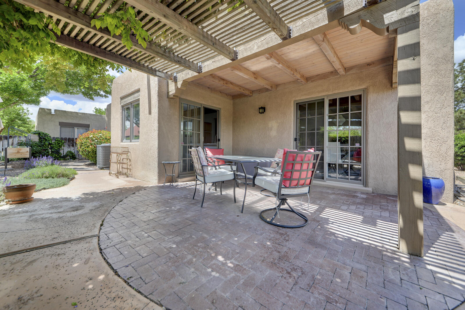 300 LA CHAMISAL Lane NW