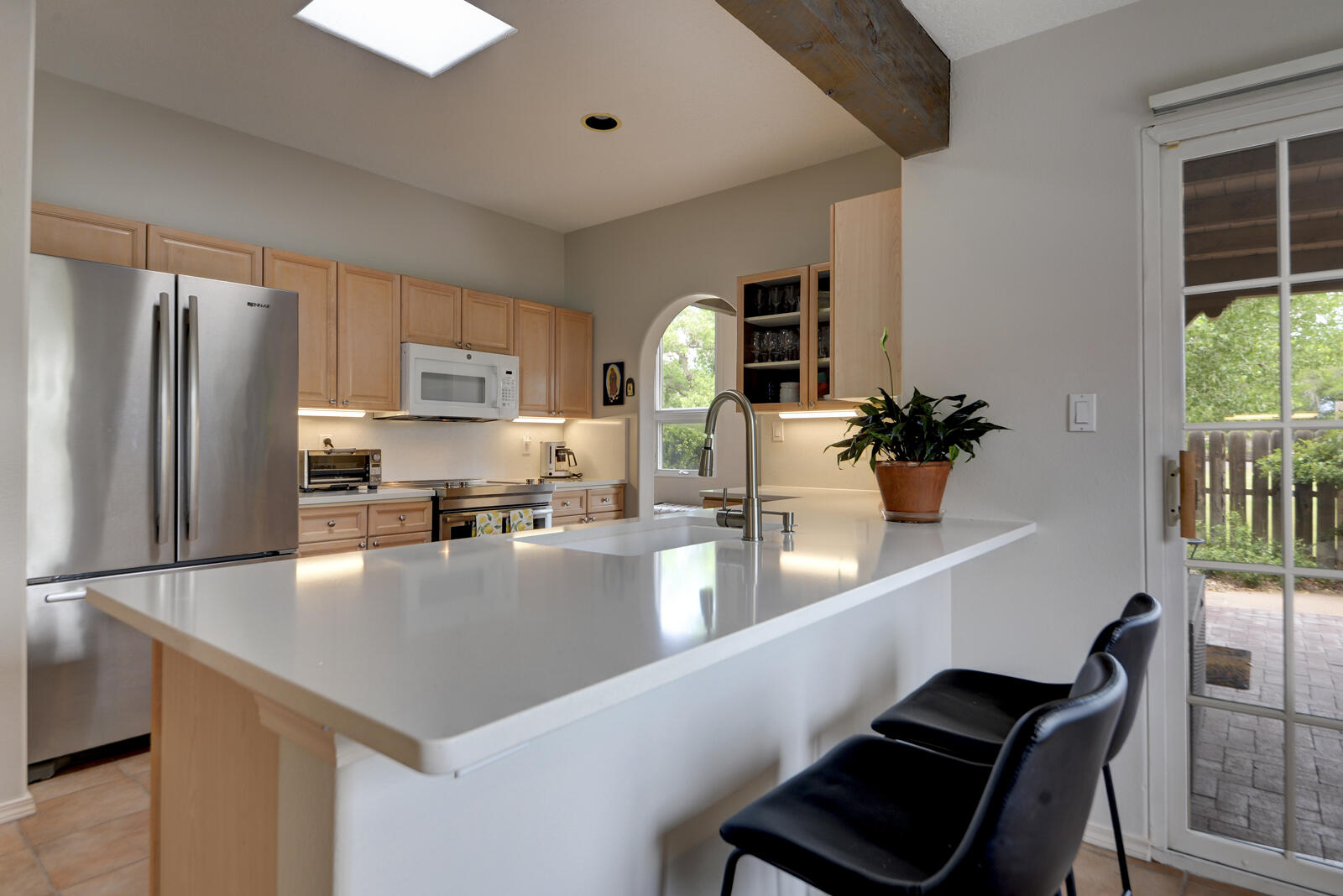 300 LA CHAMISAL Lane NW