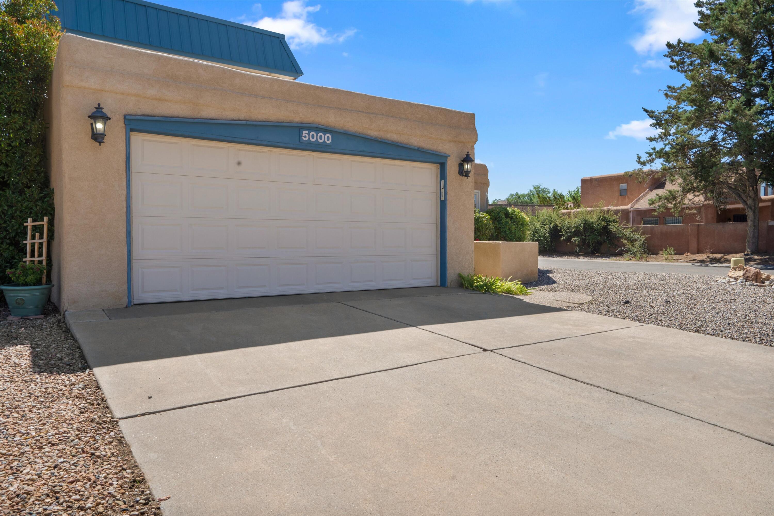 5000 OSO GRANDE Court NE