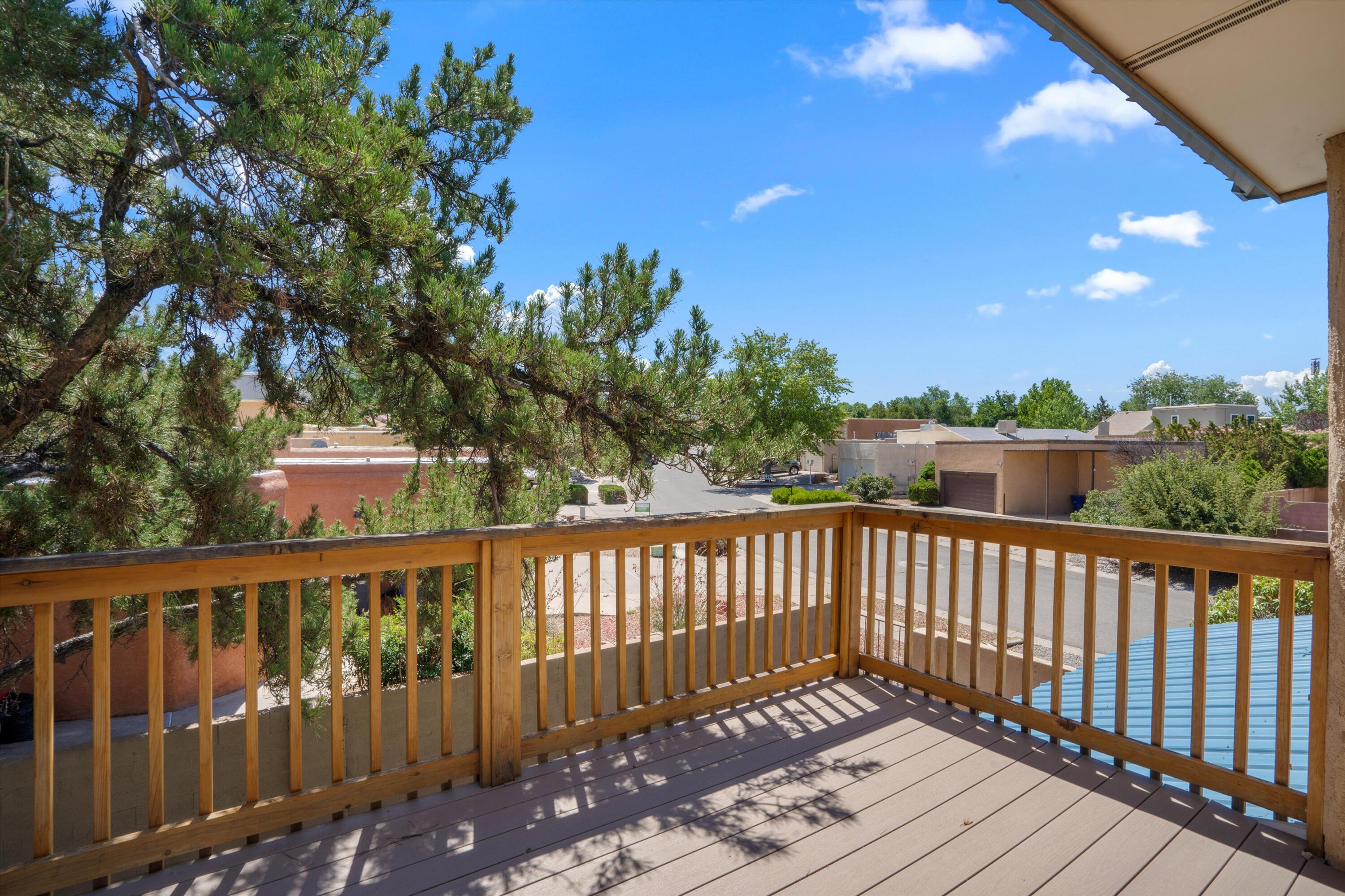 5000 OSO GRANDE Court NE