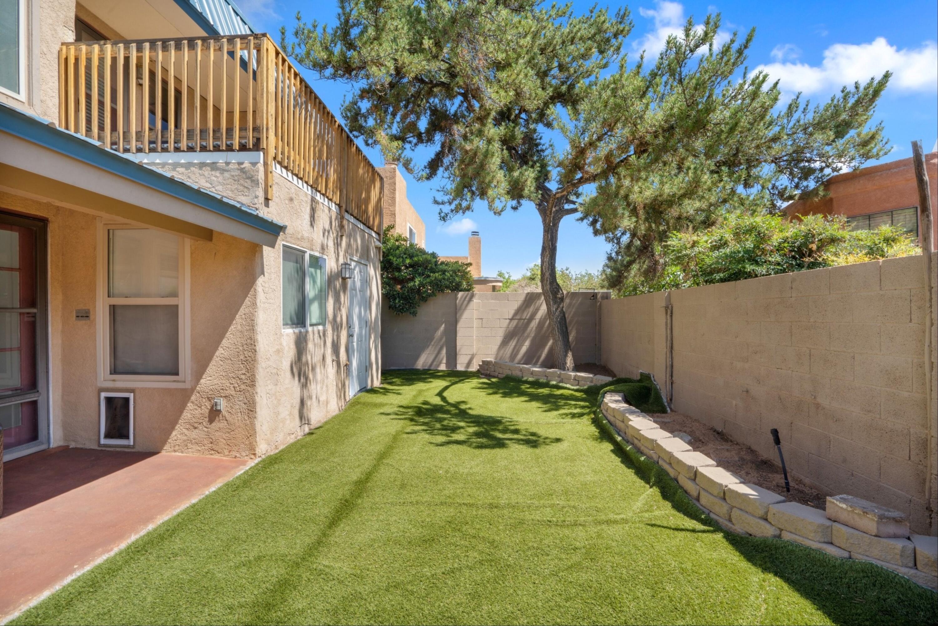 5000 OSO GRANDE Court NE