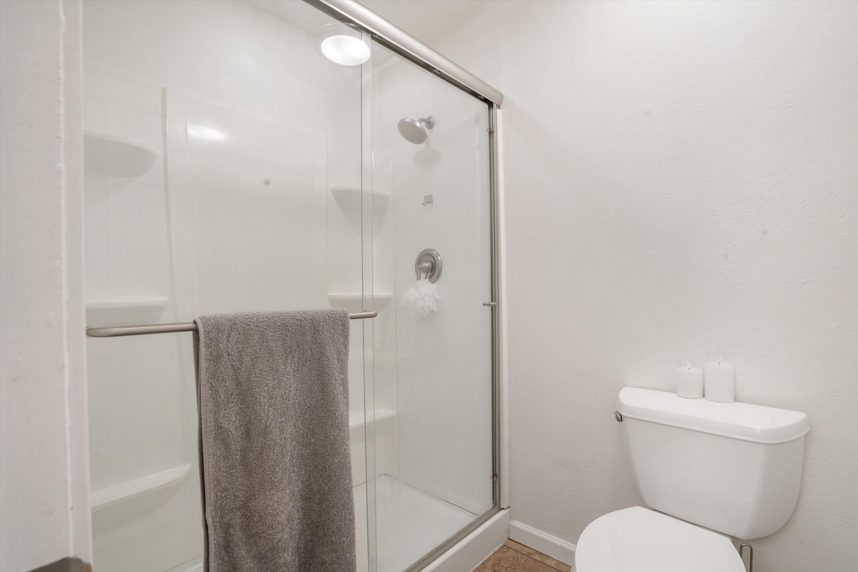 5000 OSO GRANDE Court NE