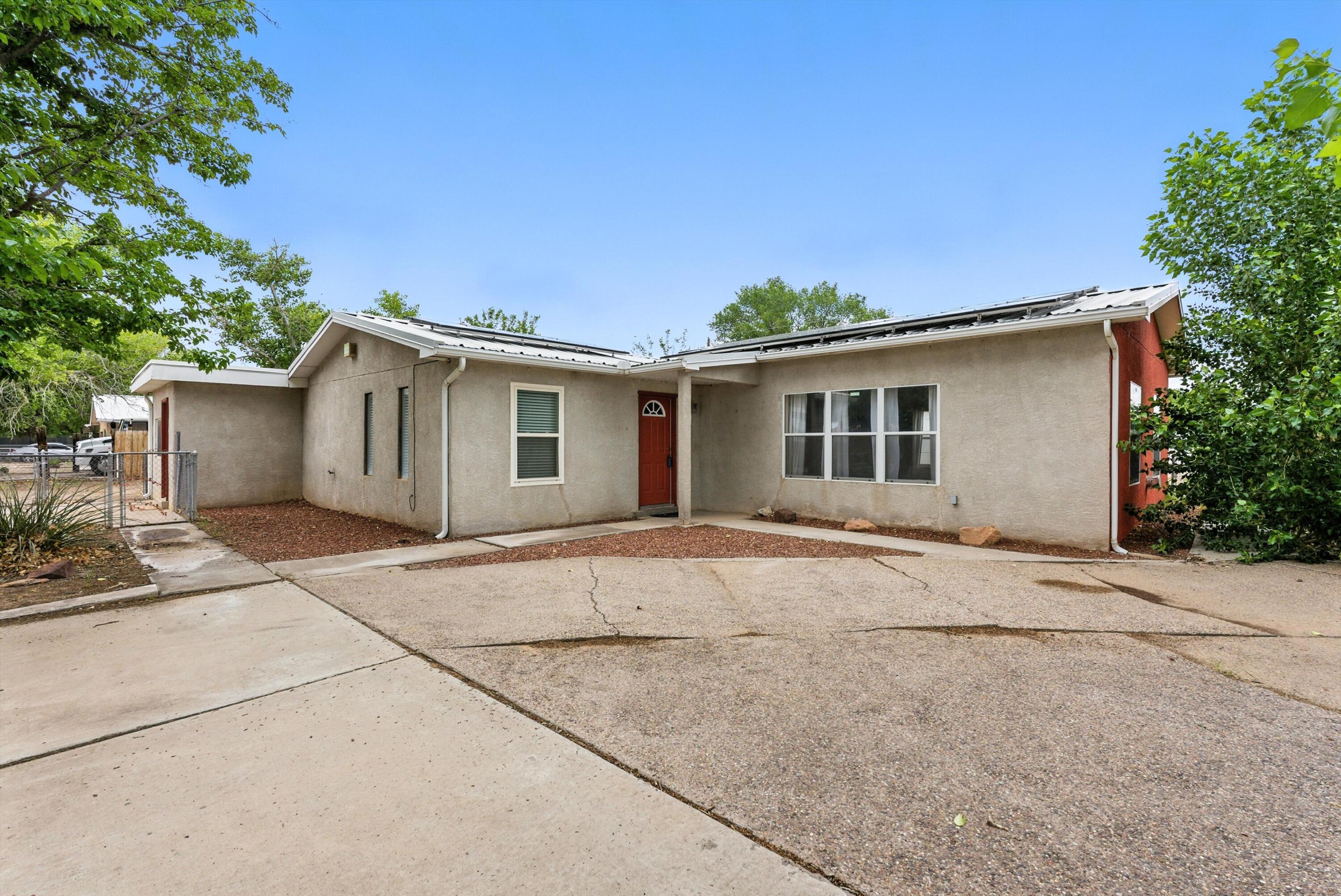 6205 DARLENE Place SW