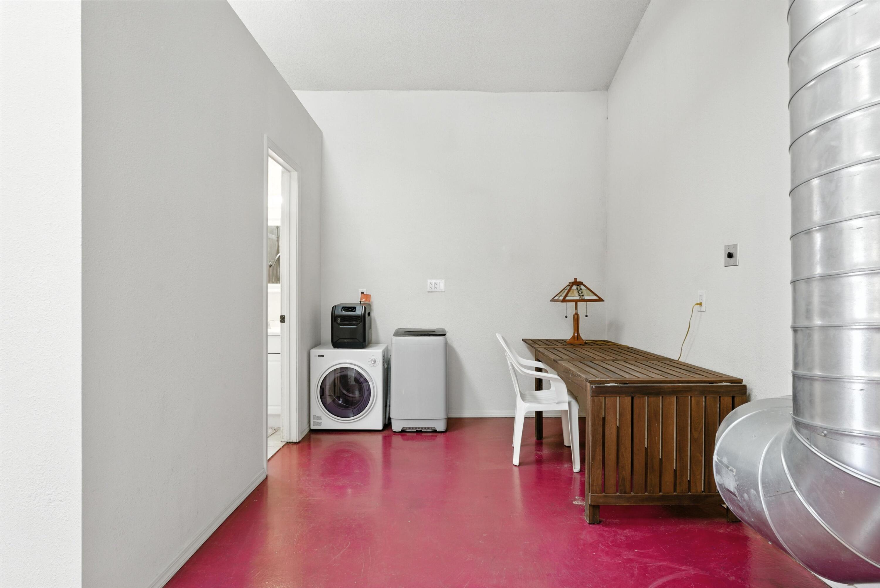 6205 DARLENE Place SW