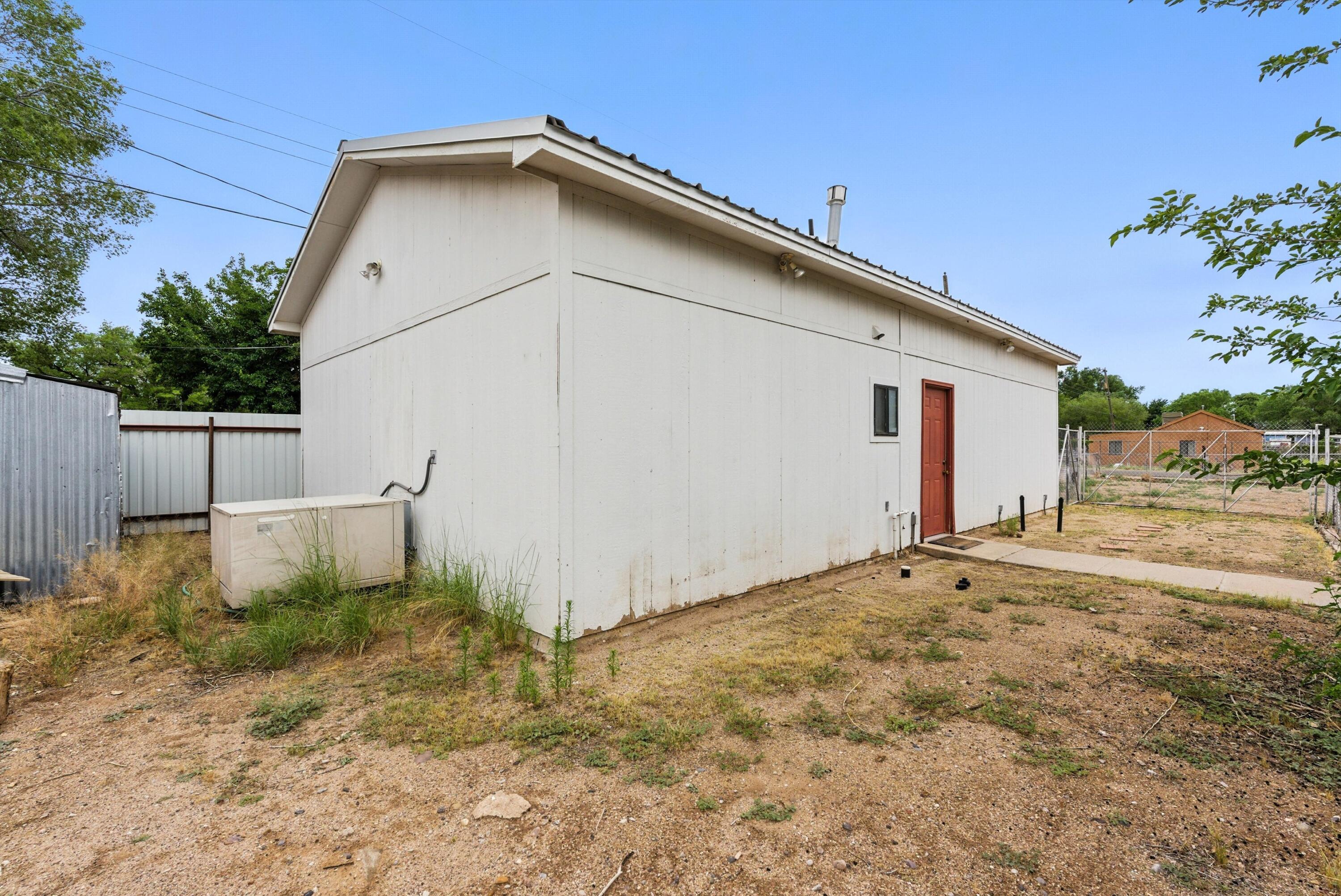 6205 DARLENE Place SW