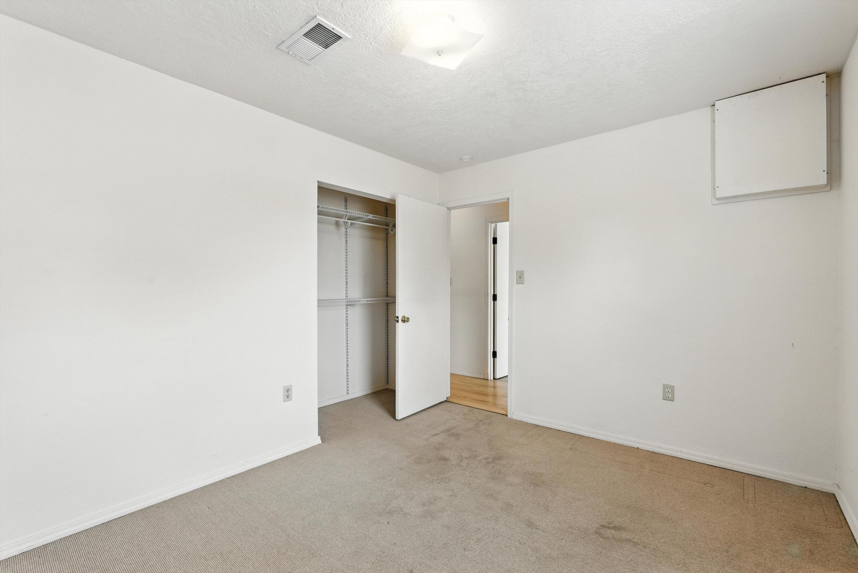 6205 DARLENE Place SW